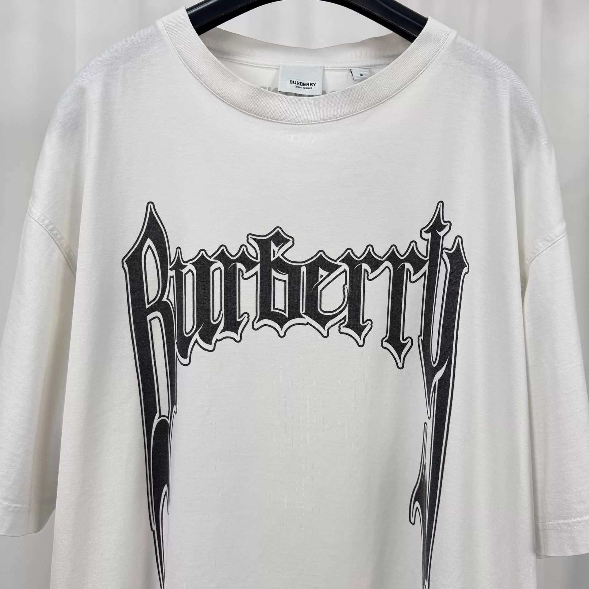 Burberry White Graphic Short Sleeve T-Shirt Size US M / EU 48-50 / 2 - 3 Thumbnail