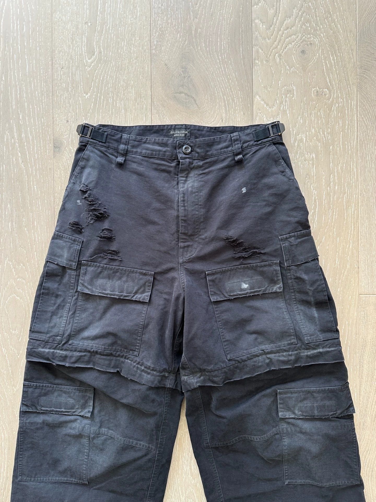 Balenciaga Black Distressed Cargo Pants Size 32 Size US 32 / EU 48 - 2 Thumbnail