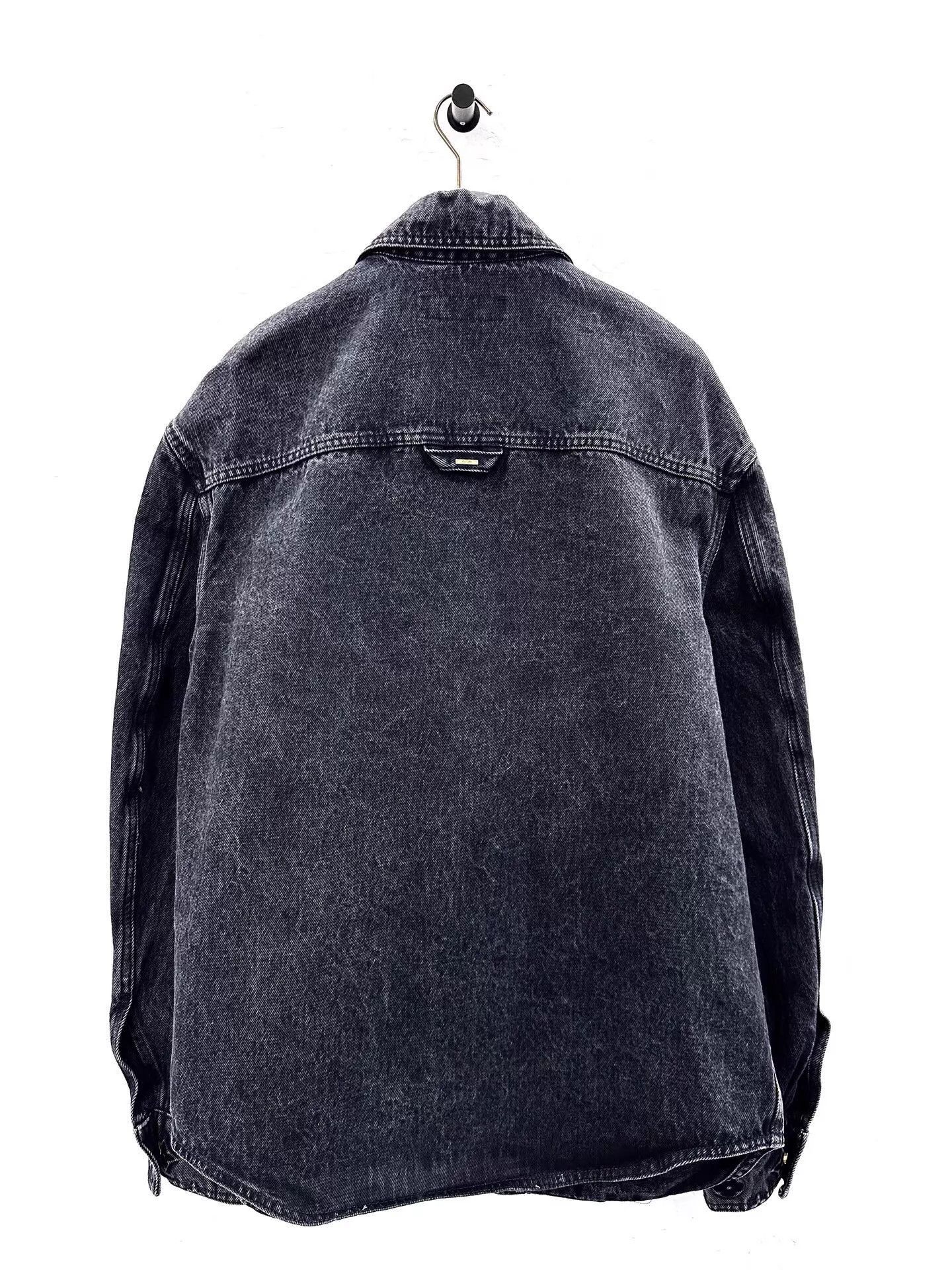 Louis Vuitton Black Denim Button-Up Shirt with Embroidered Pockets Size US L / EU 52-54 / 3 - 3 Thumbnail