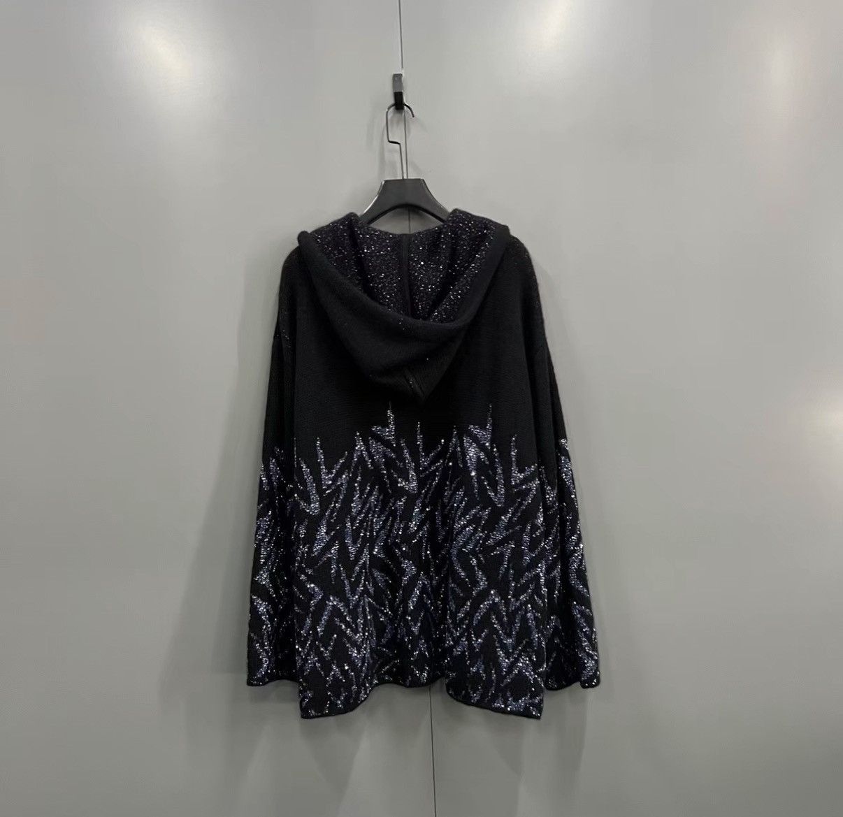 Saint Laurent Paris Black Sequined Hooded Sweater - Size L Size US L / EU 52-54 / 3 - 2 Thumbnail