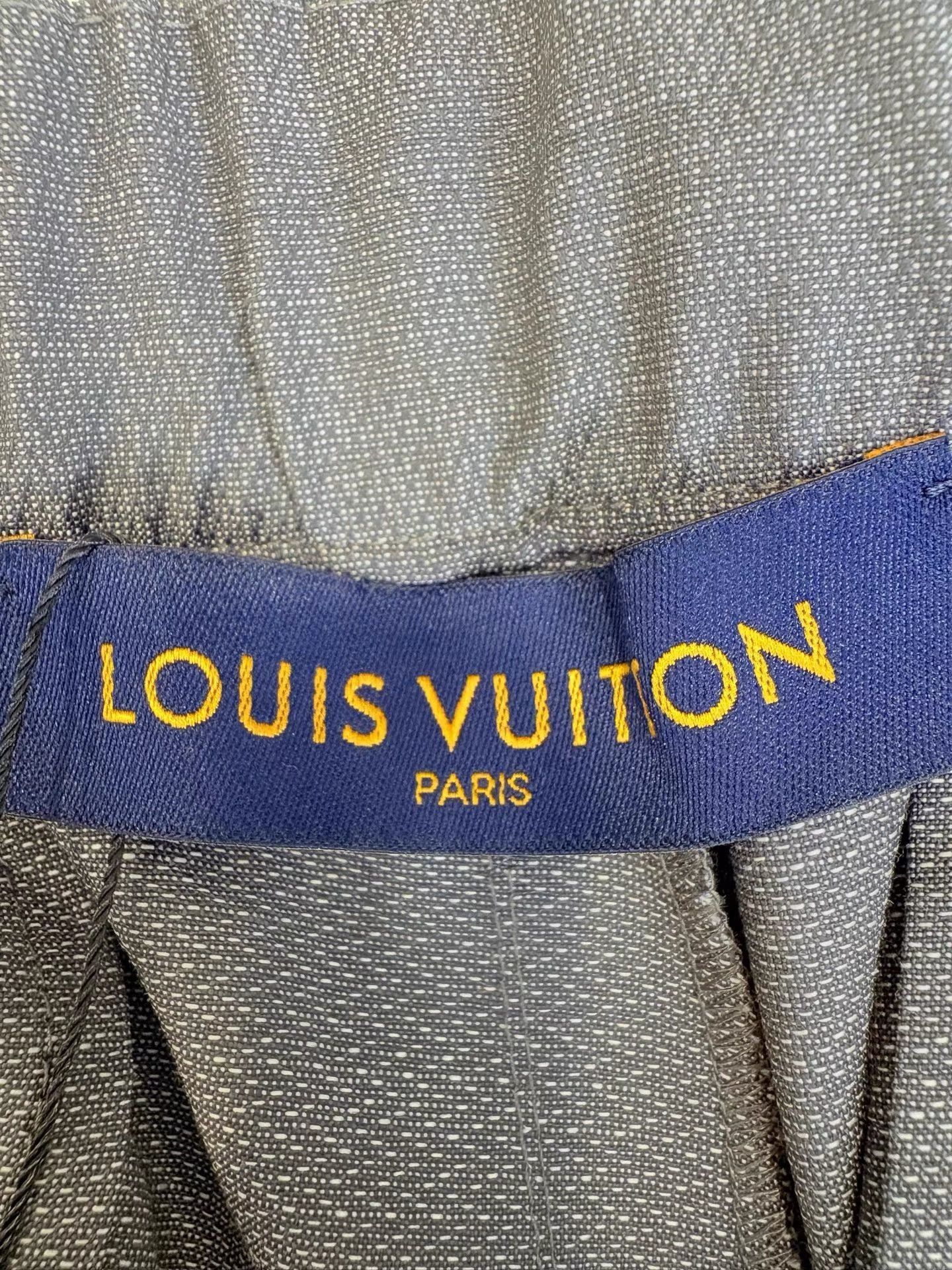 Louis Vuitton Gray Casual Pants with Belt - Size 30 Size US 30 / EU 46 - 4 Thumbnail