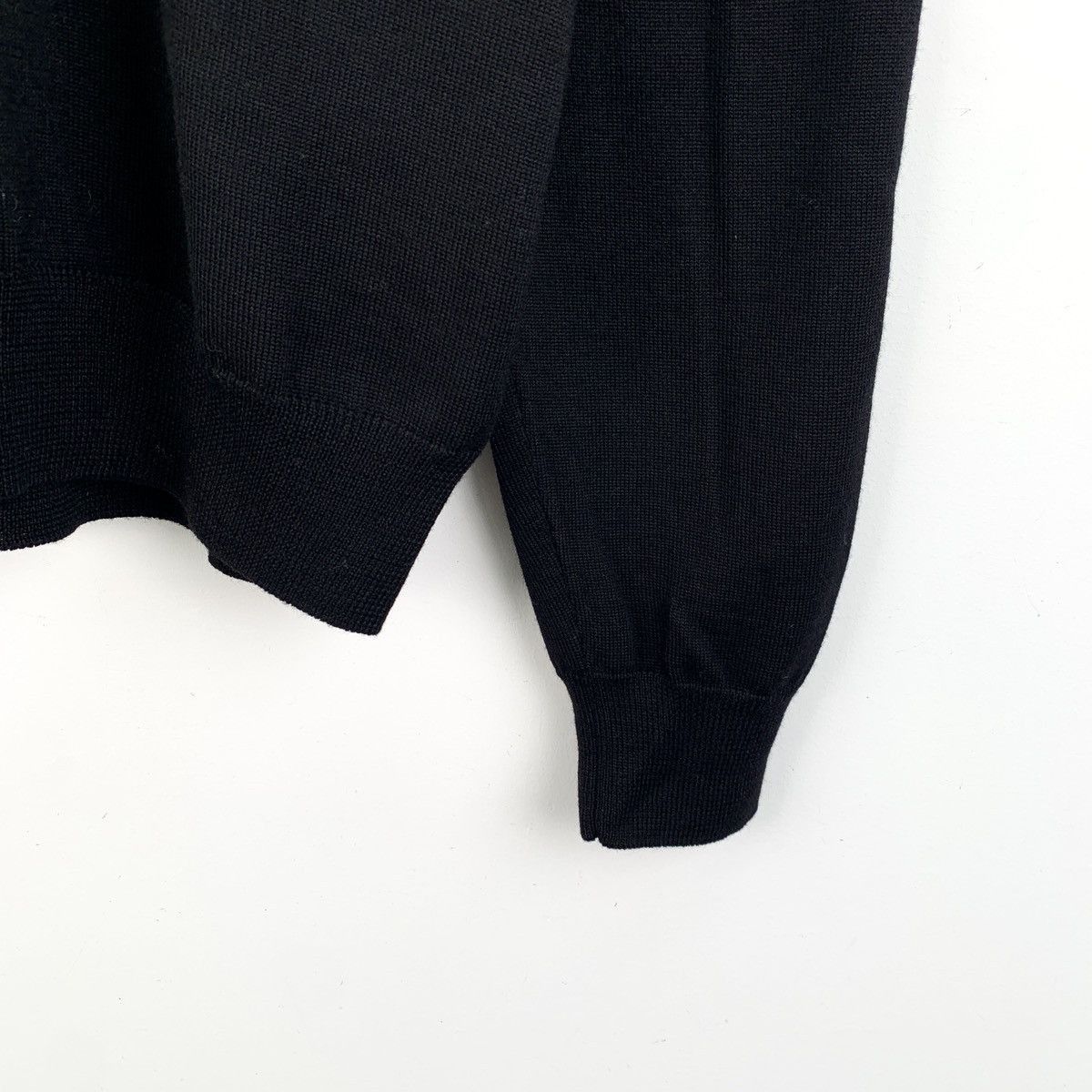 Celine Black V-Neck Long Sleeve Sweater Size US S / EU 44-46 / 1 - 4 Thumbnail