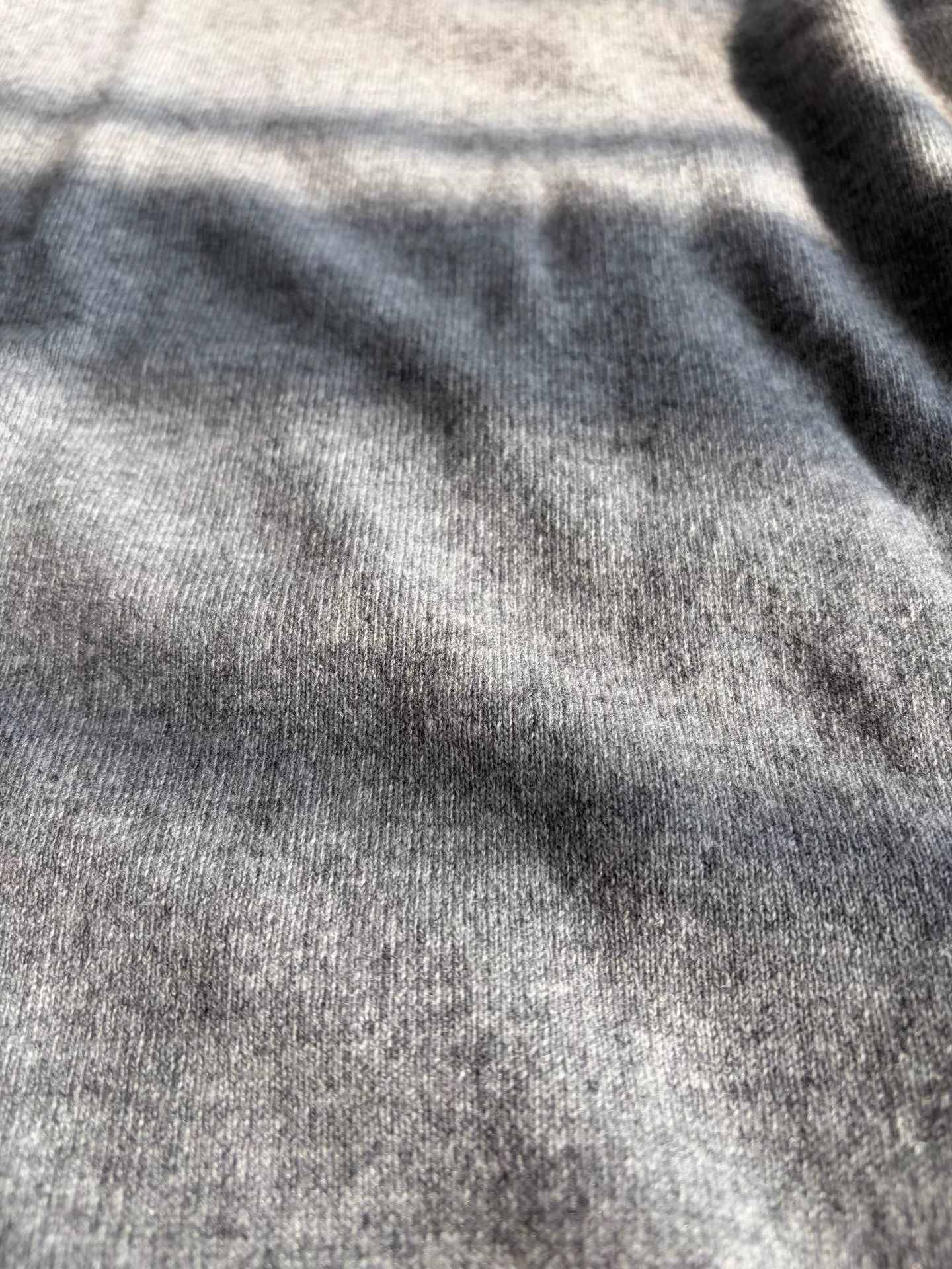 Saint Laurent Paris Gray Long-Sleeve Knit Sweater Size L Size US L / EU 52-54 / 3 - 3 Thumbnail