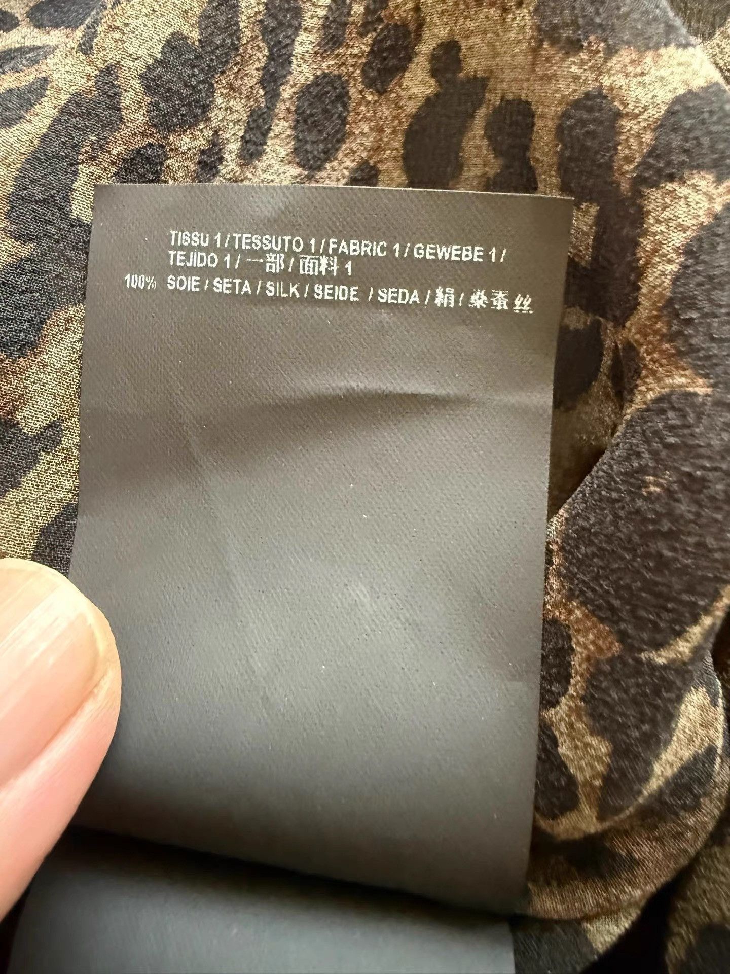 Saint Laurent Paris Leopard Print Long Sleeve Button-Up Shirt Size US M / EU 48-50 / 2 - 6 Thumbnail