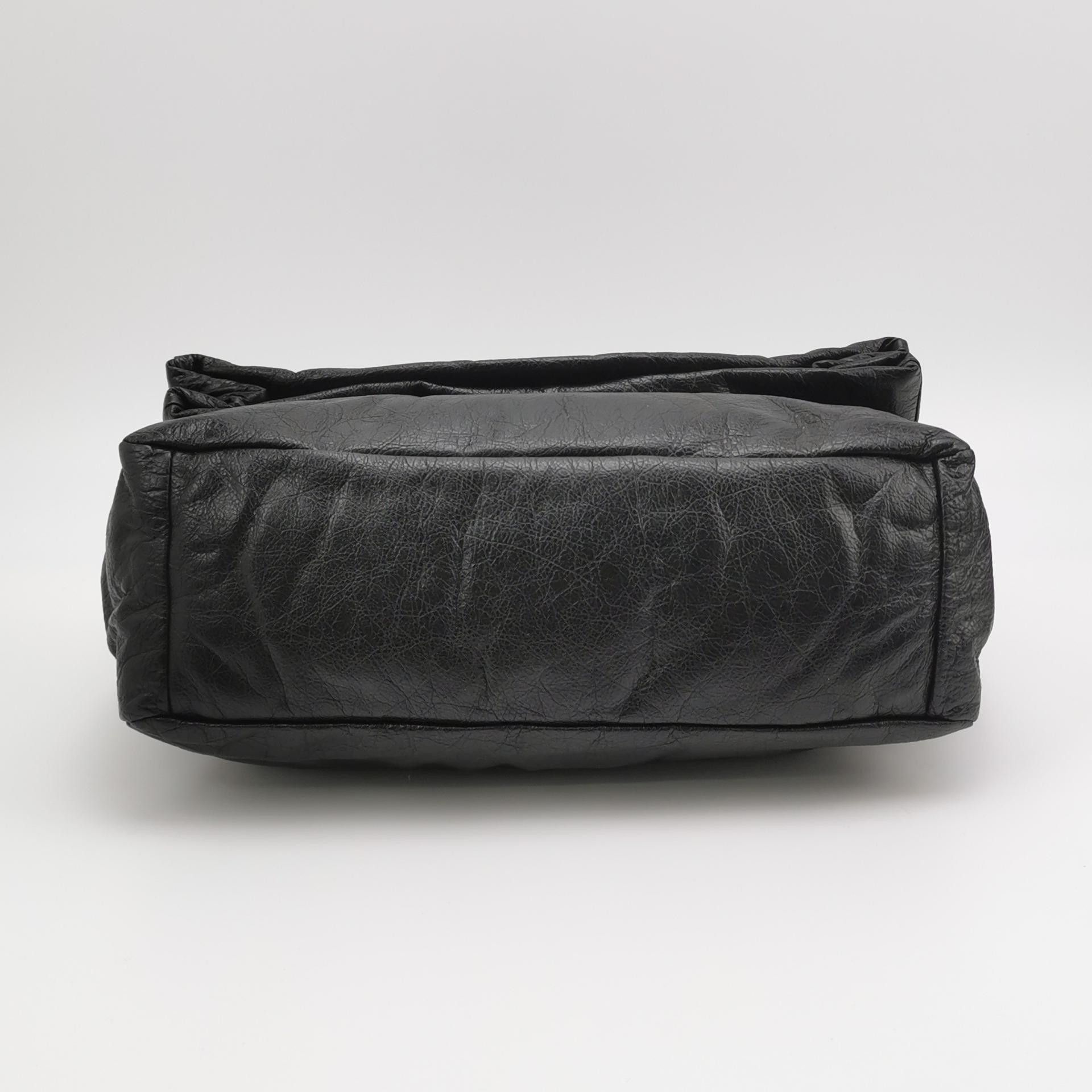 Balenciaga Balenciaga Women os Shoulder Bags Size ONE SIZE - 6 Thumbnail