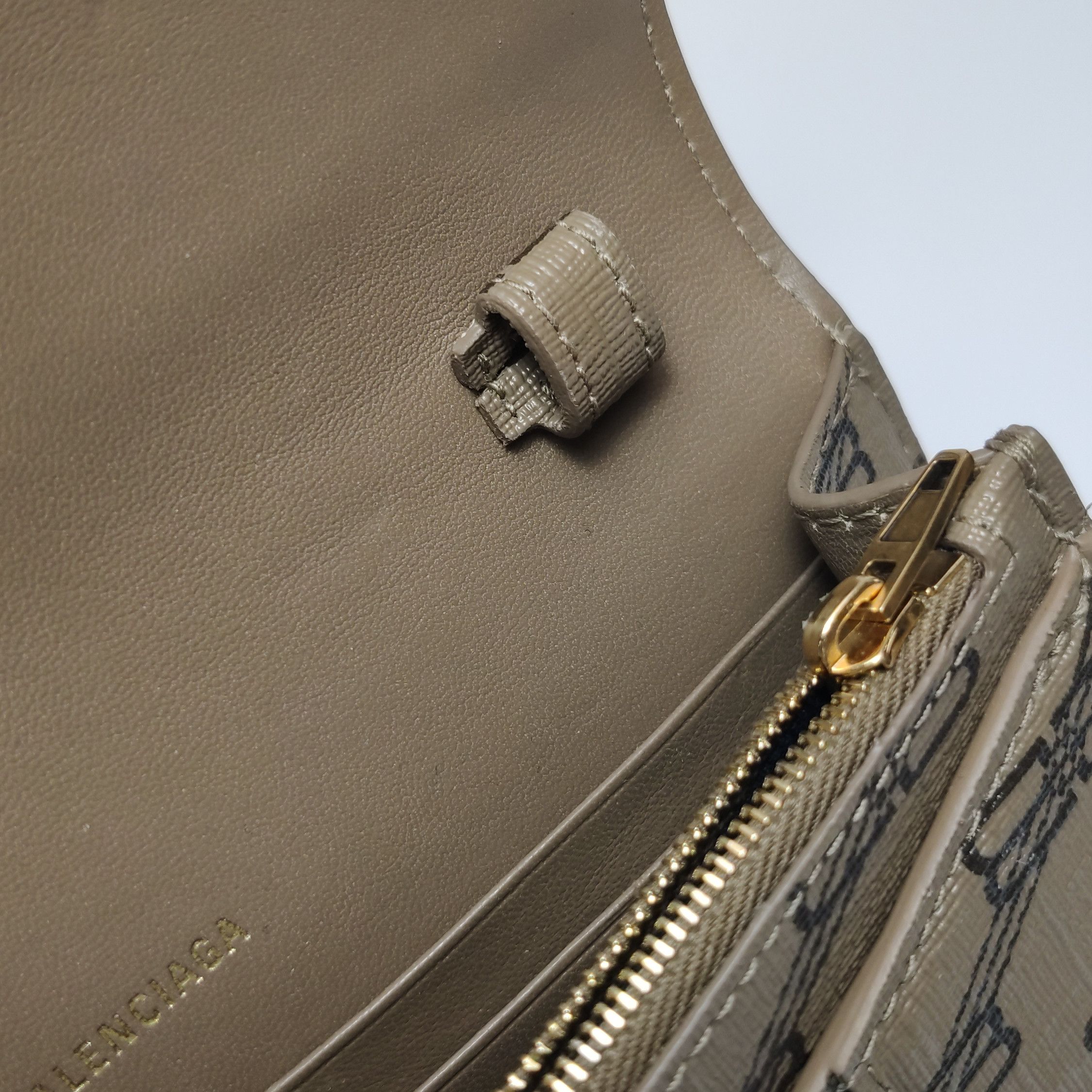 Balenciaga Balenciaga Women os Shoulder Bags Size ONE SIZE - 14 Thumbnail
