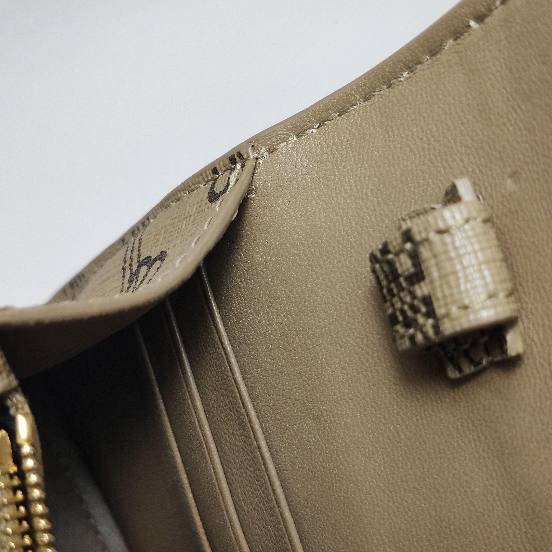 Balenciaga Balenciaga Women os Shoulder Bags Size ONE SIZE - 21 Thumbnail