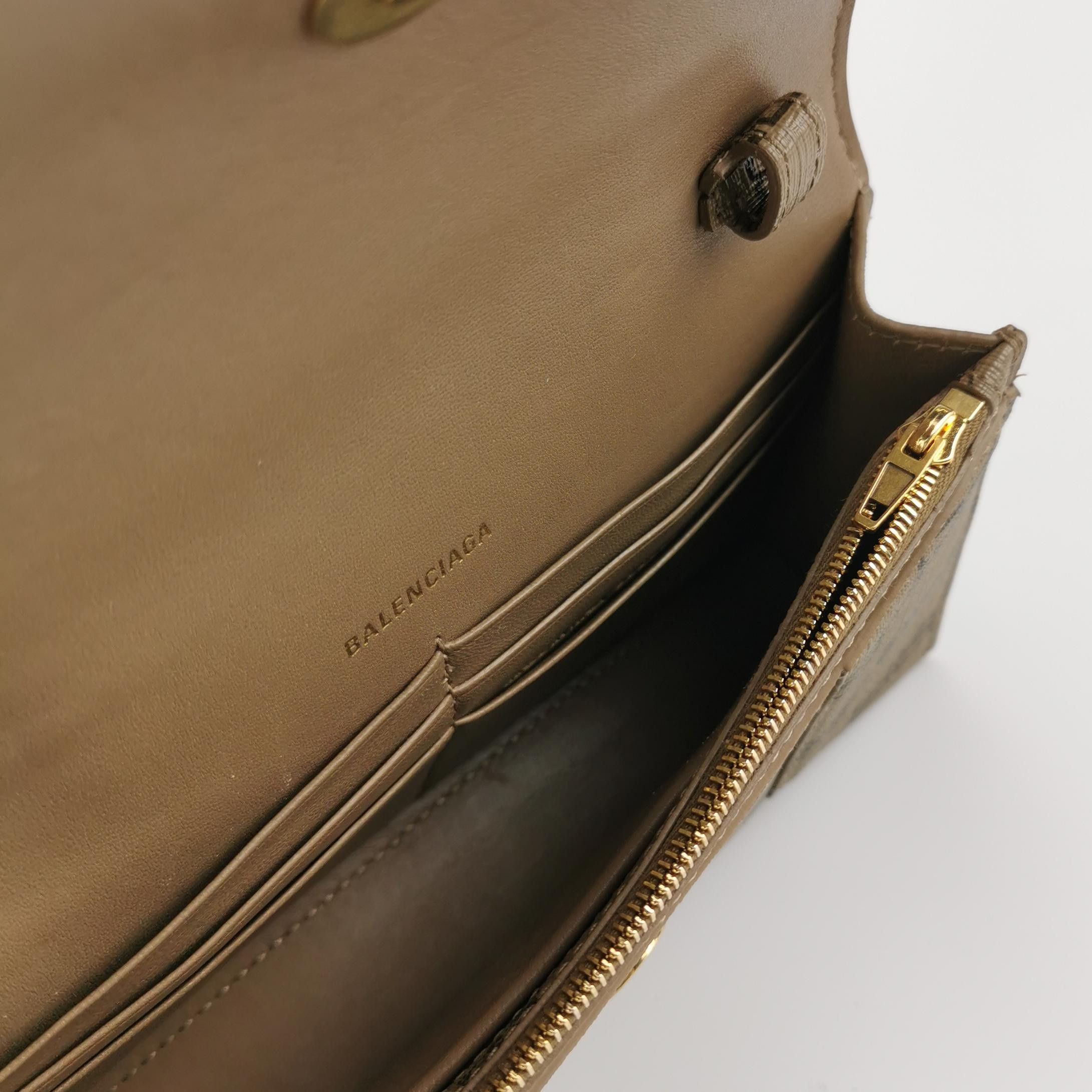 Balenciaga Balenciaga Women os Shoulder Bags Size ONE SIZE - 7 Thumbnail
