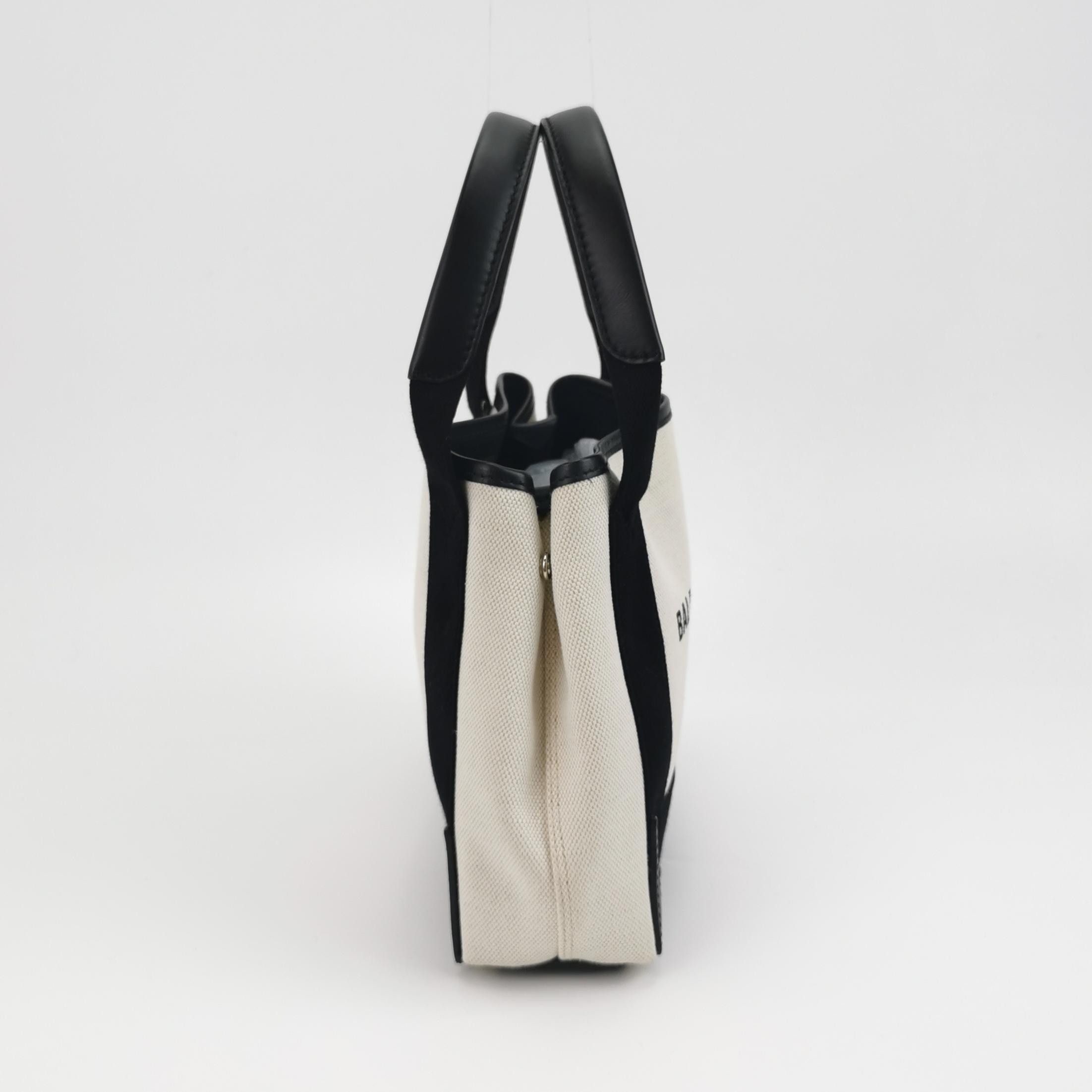 Balenciaga Balenciaga Women os Shoulder Bags Size ONE SIZE - 4 Thumbnail