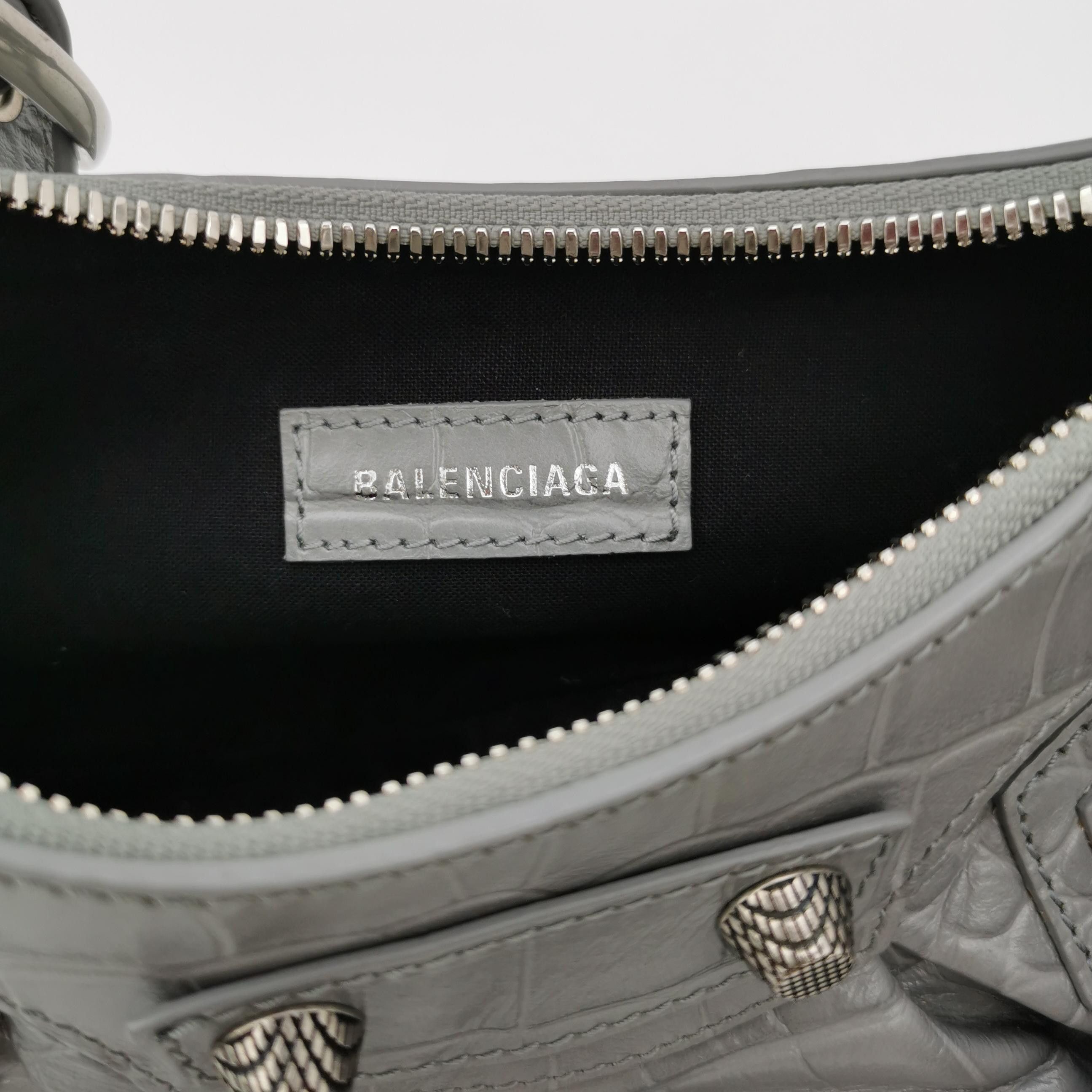 Balenciaga Balenciaga Women os Shoulder Bags Size ONE SIZE - 8 Thumbnail