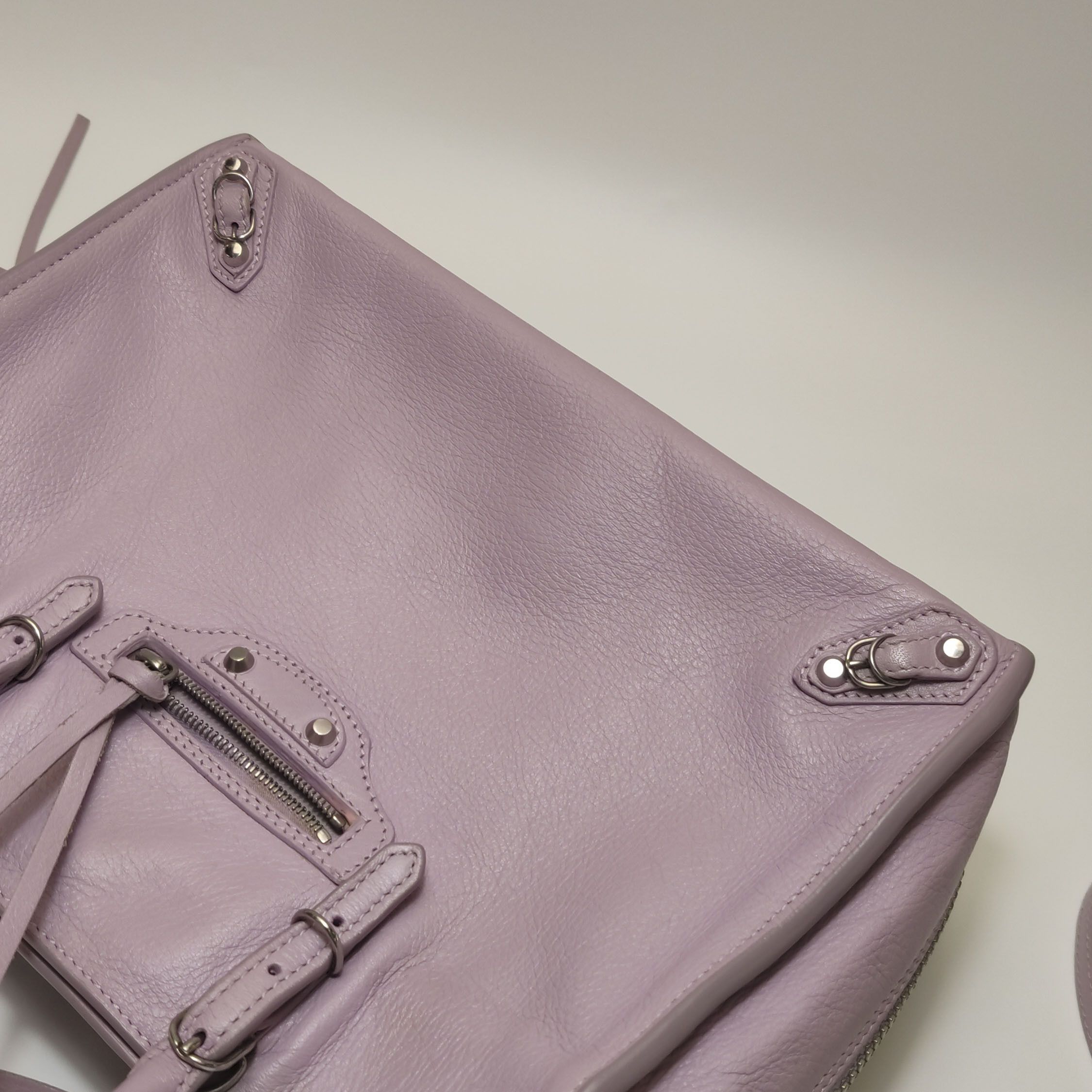 Balenciaga Balenciaga Women os Shoulder Bags Size ONE SIZE - 23 Thumbnail
