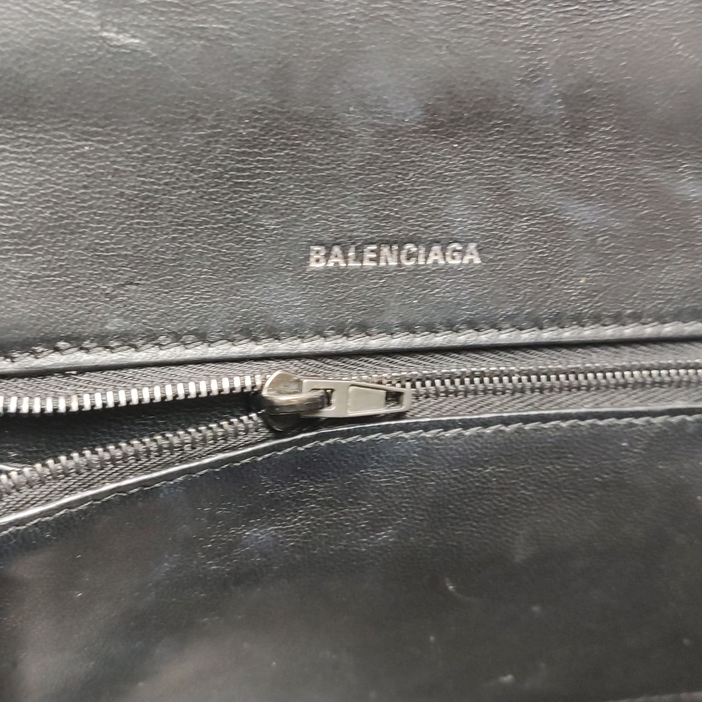 Balenciaga Balenciaga Women os Crossbody Bags Size ONE SIZE - 14 Thumbnail