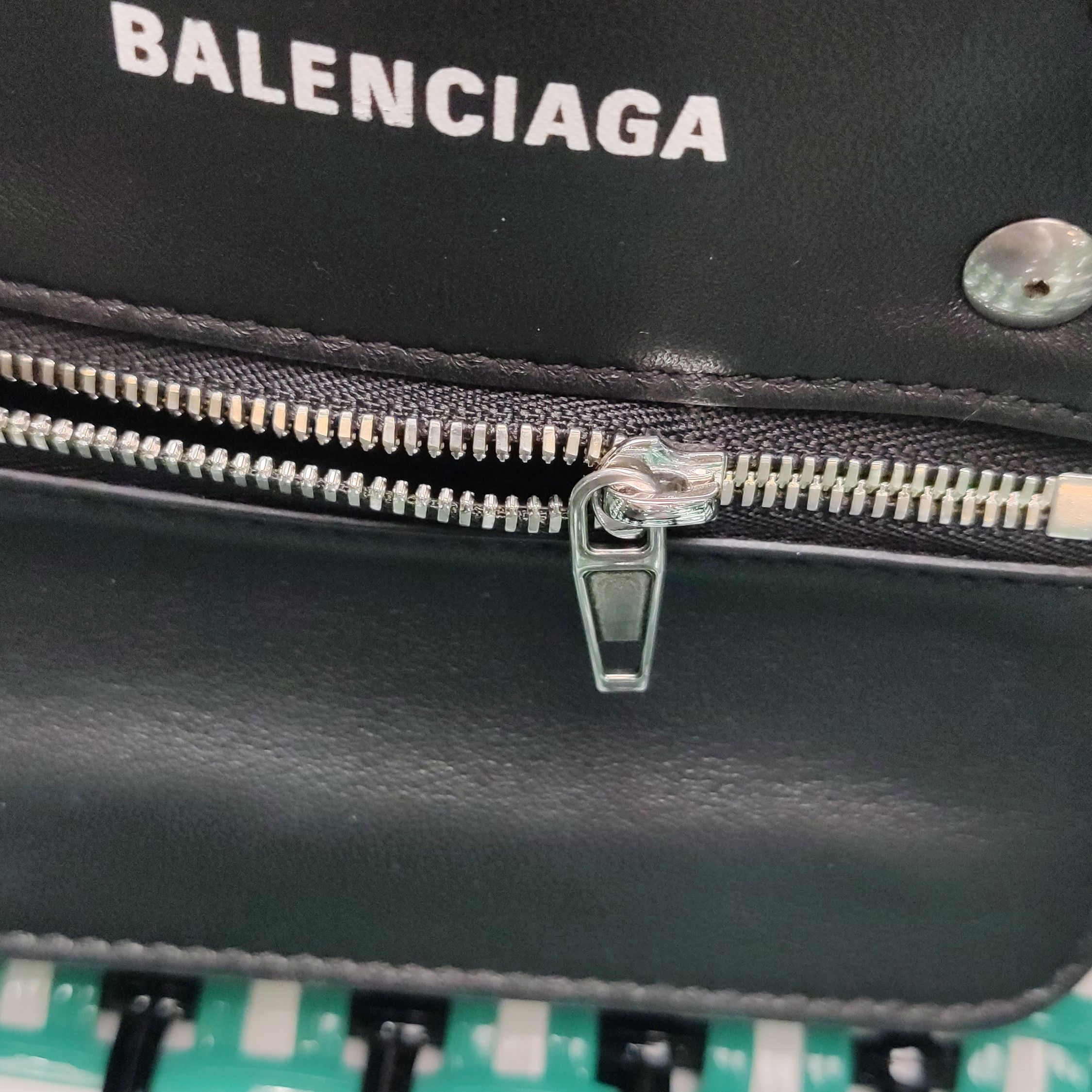 Balenciaga Balenciaga Women os Shoulder Bags Size ONE SIZE - 12 Thumbnail
