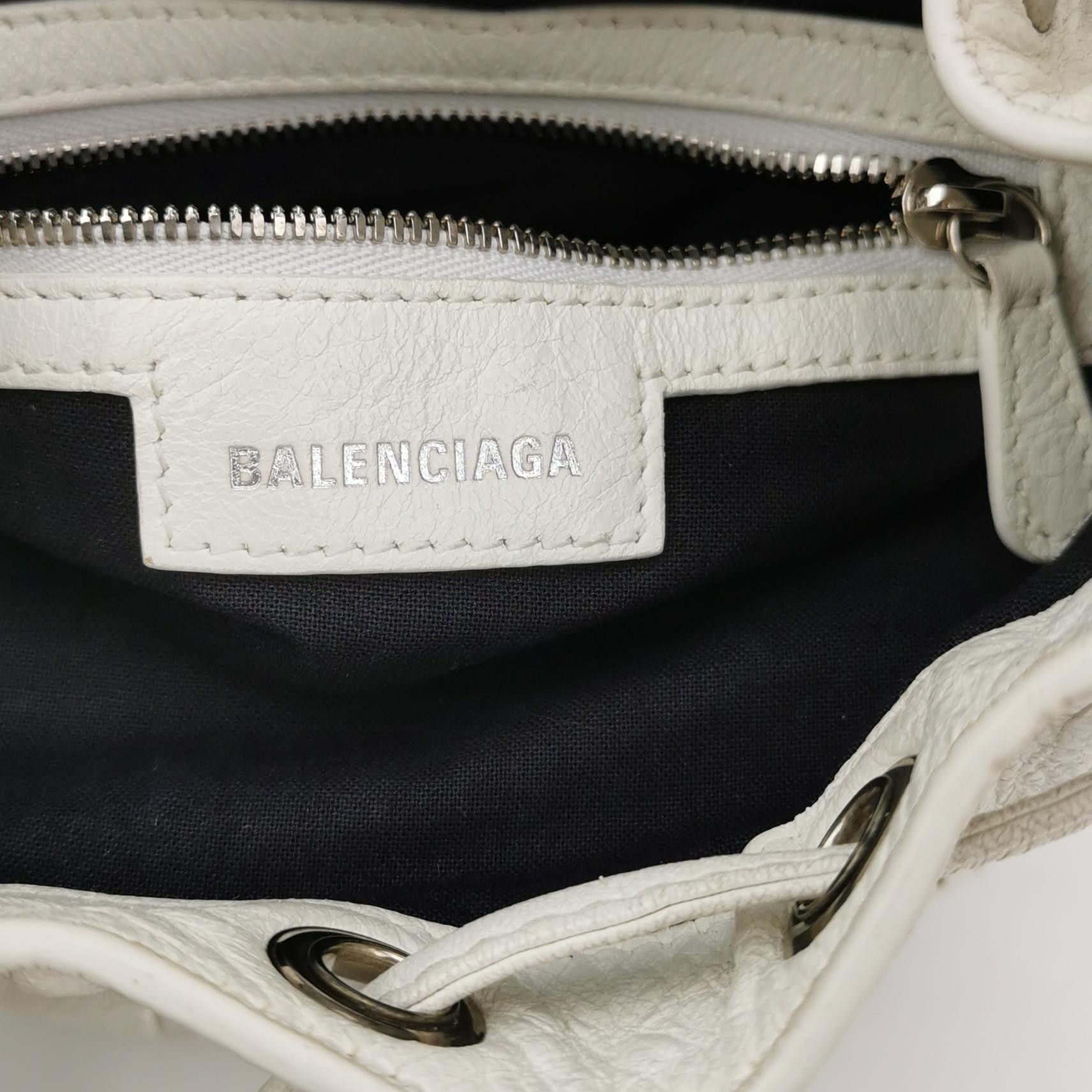 Balenciaga Balenciaga Women os Shoulder Bags Size ONE SIZE - 8 Thumbnail