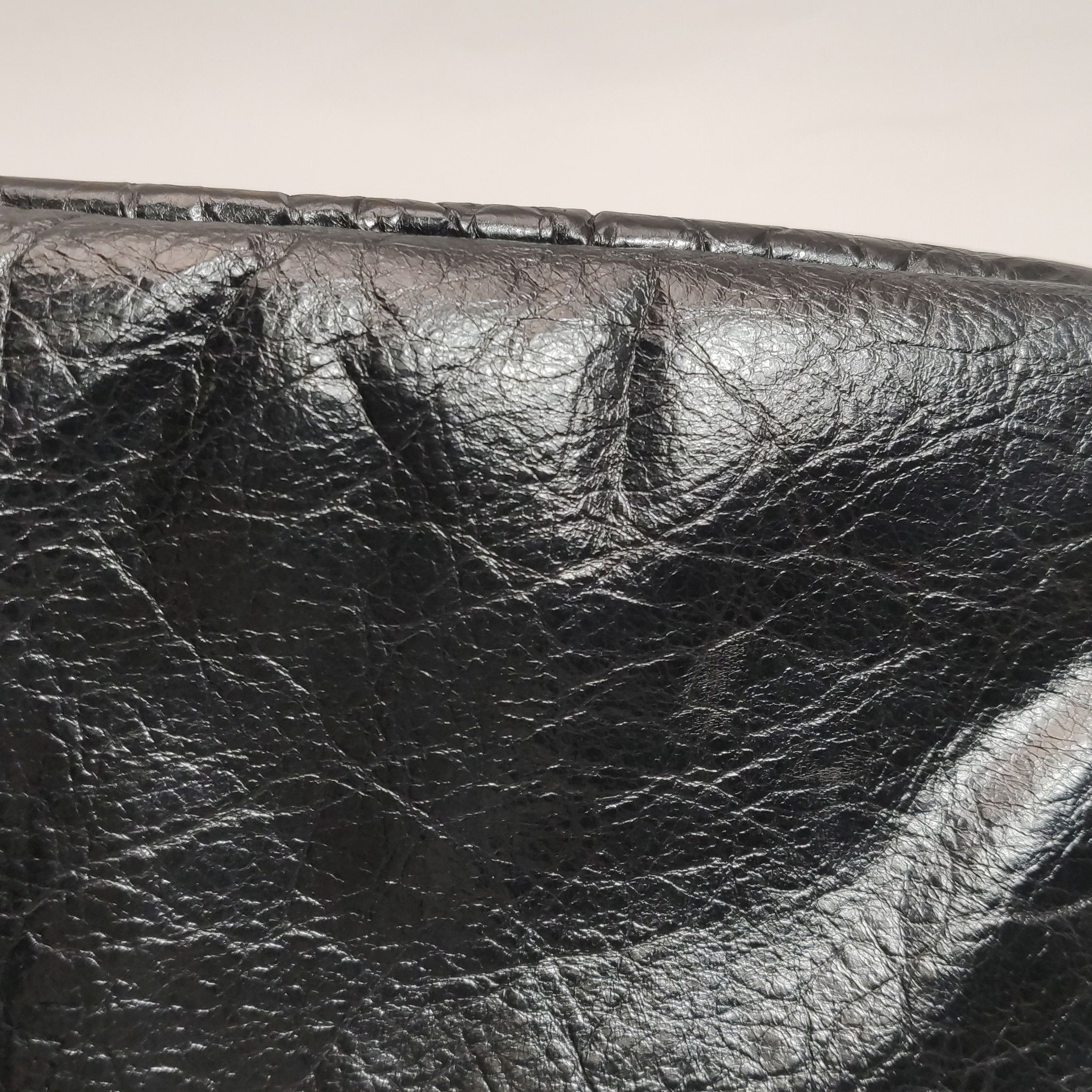 Balenciaga Balenciaga Women os Shoulder Bags Size ONE SIZE - 17 Thumbnail