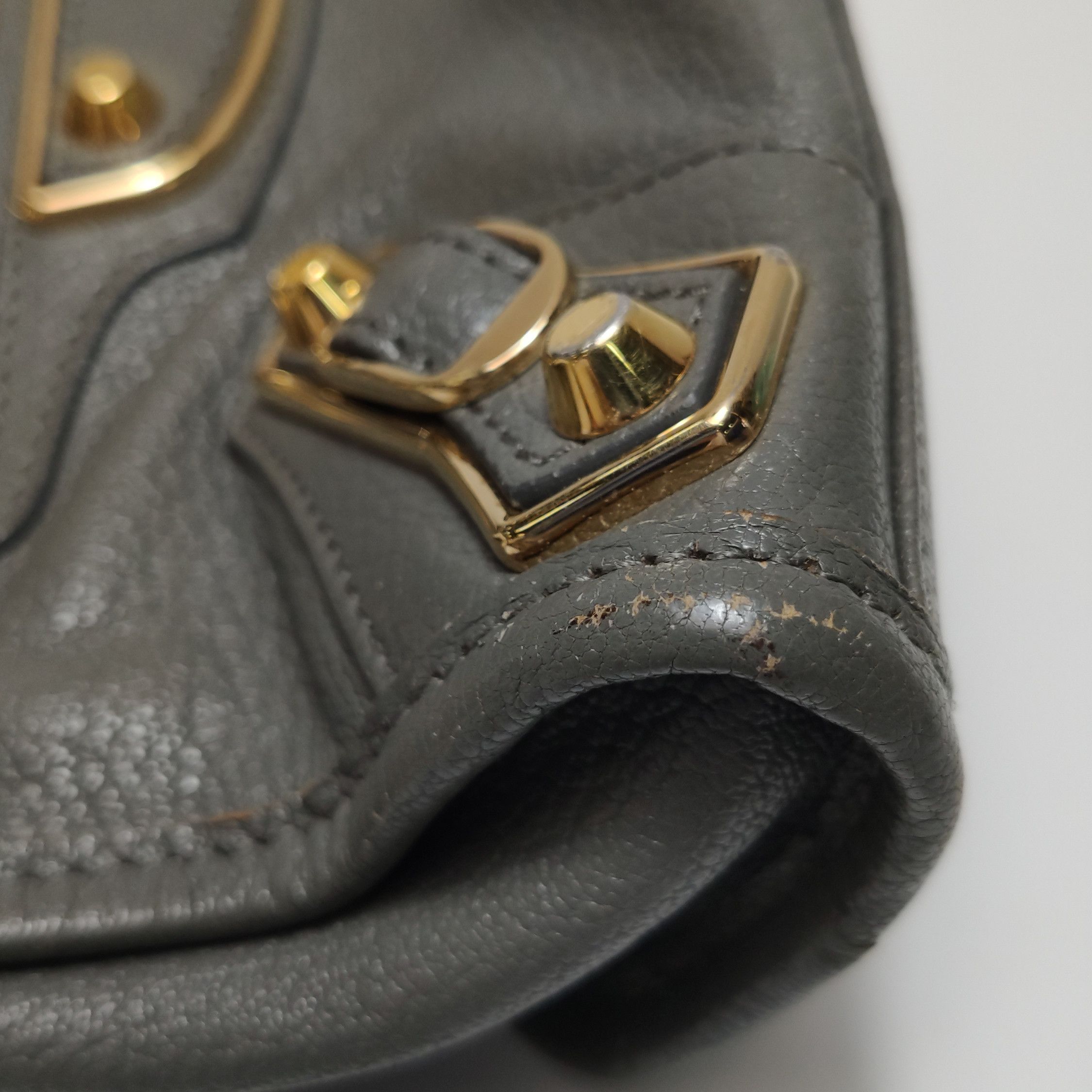 Balenciaga Balenciaga Women os Shoulder Bags Size ONE SIZE - 21 Thumbnail