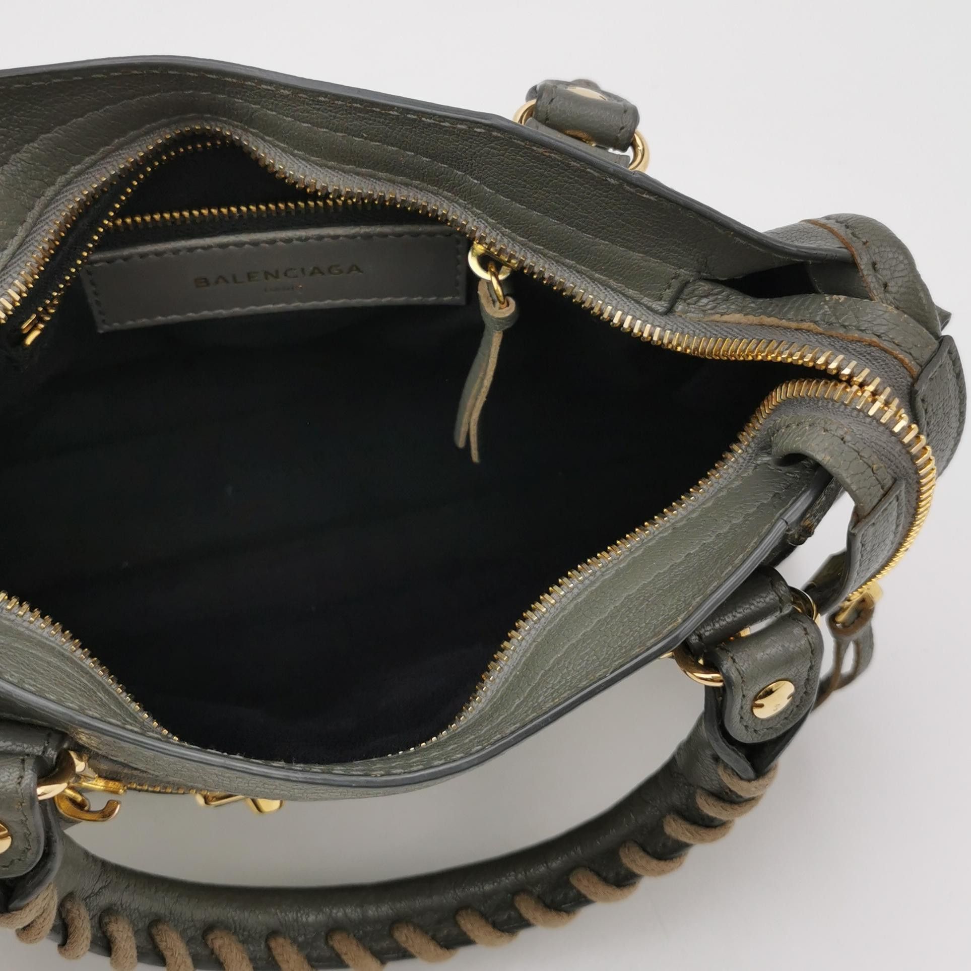 Balenciaga Balenciaga Women os Shoulder Bags Size ONE SIZE - 7 Thumbnail