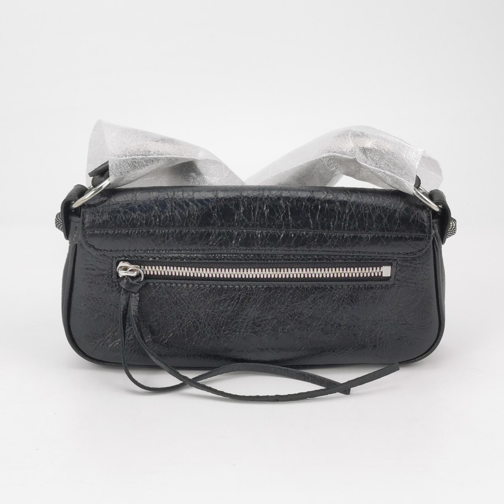 Balenciaga Balenciaga Women os Shoulder Bags Size ONE SIZE - 5 Thumbnail