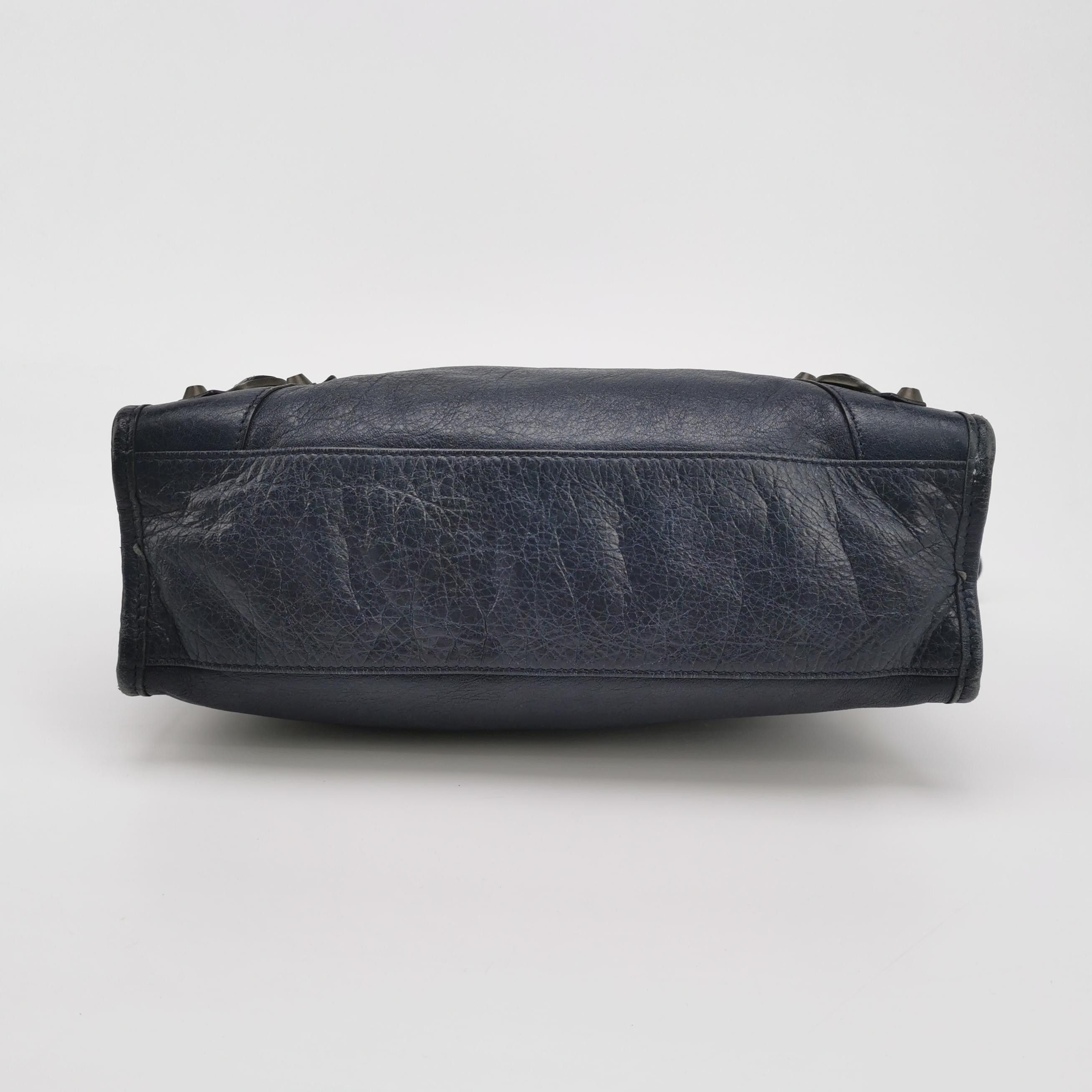 Balenciaga Balenciaga Women os Shoulder Bags Size ONE SIZE - 6 Thumbnail