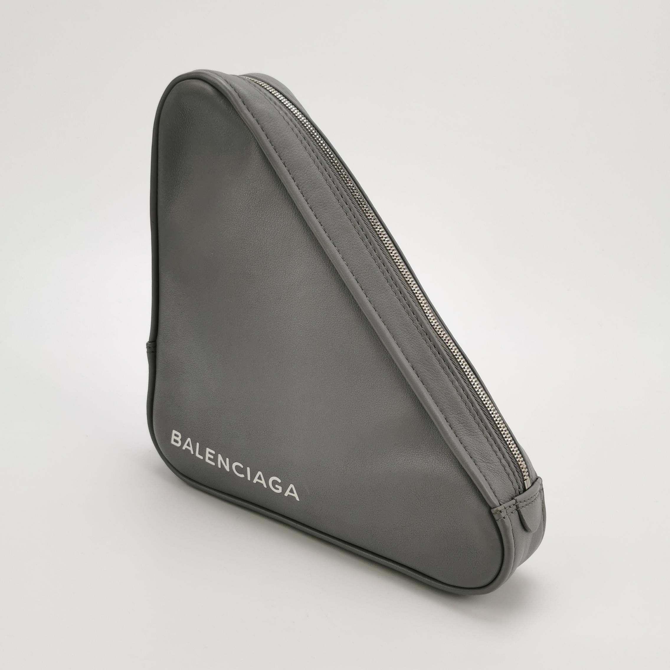 Balenciaga Balenciaga Women os Clutches Size ONE SIZE - 2 Thumbnail