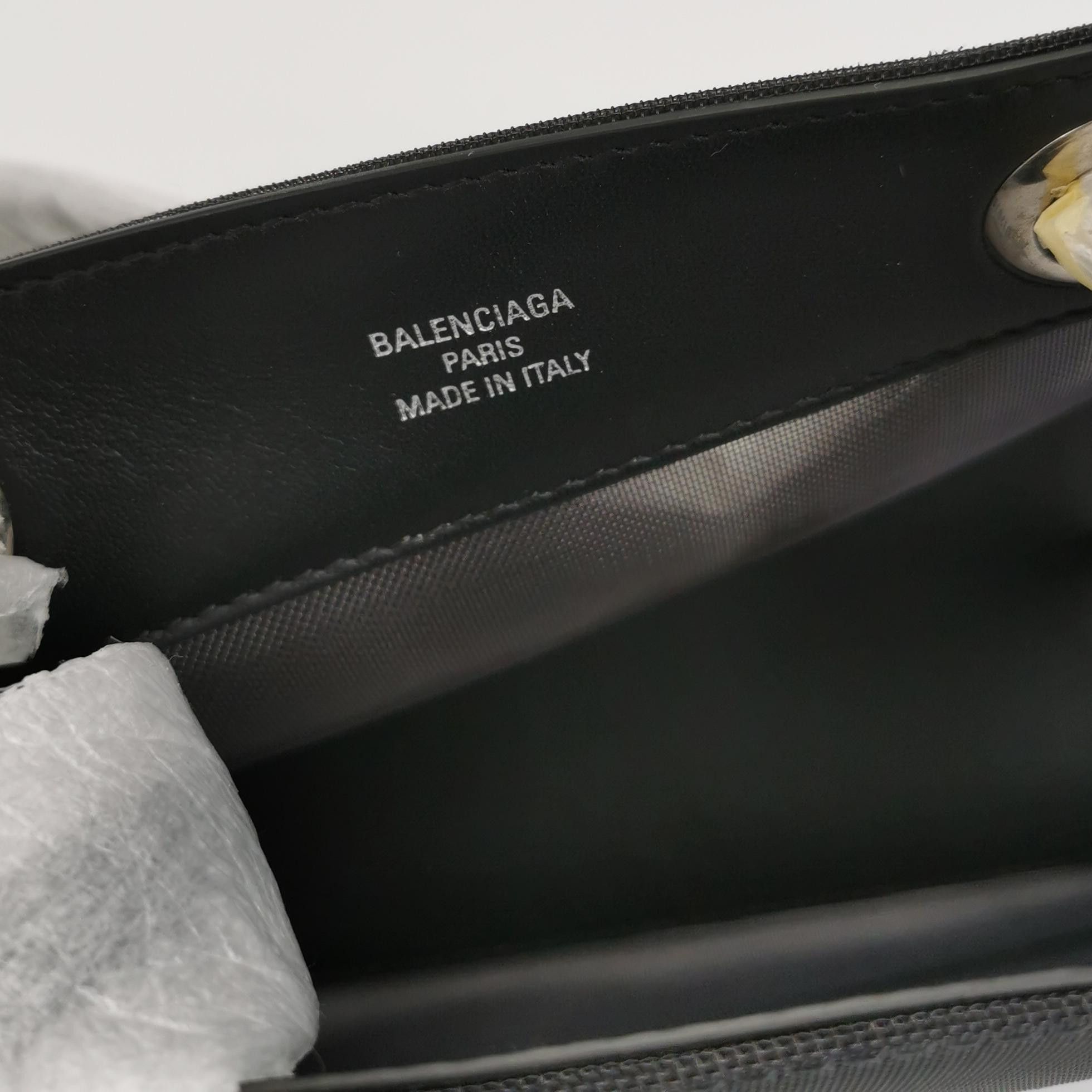 Balenciaga Balenciaga Women os Shoulder Bags Size ONE SIZE - 8 Thumbnail