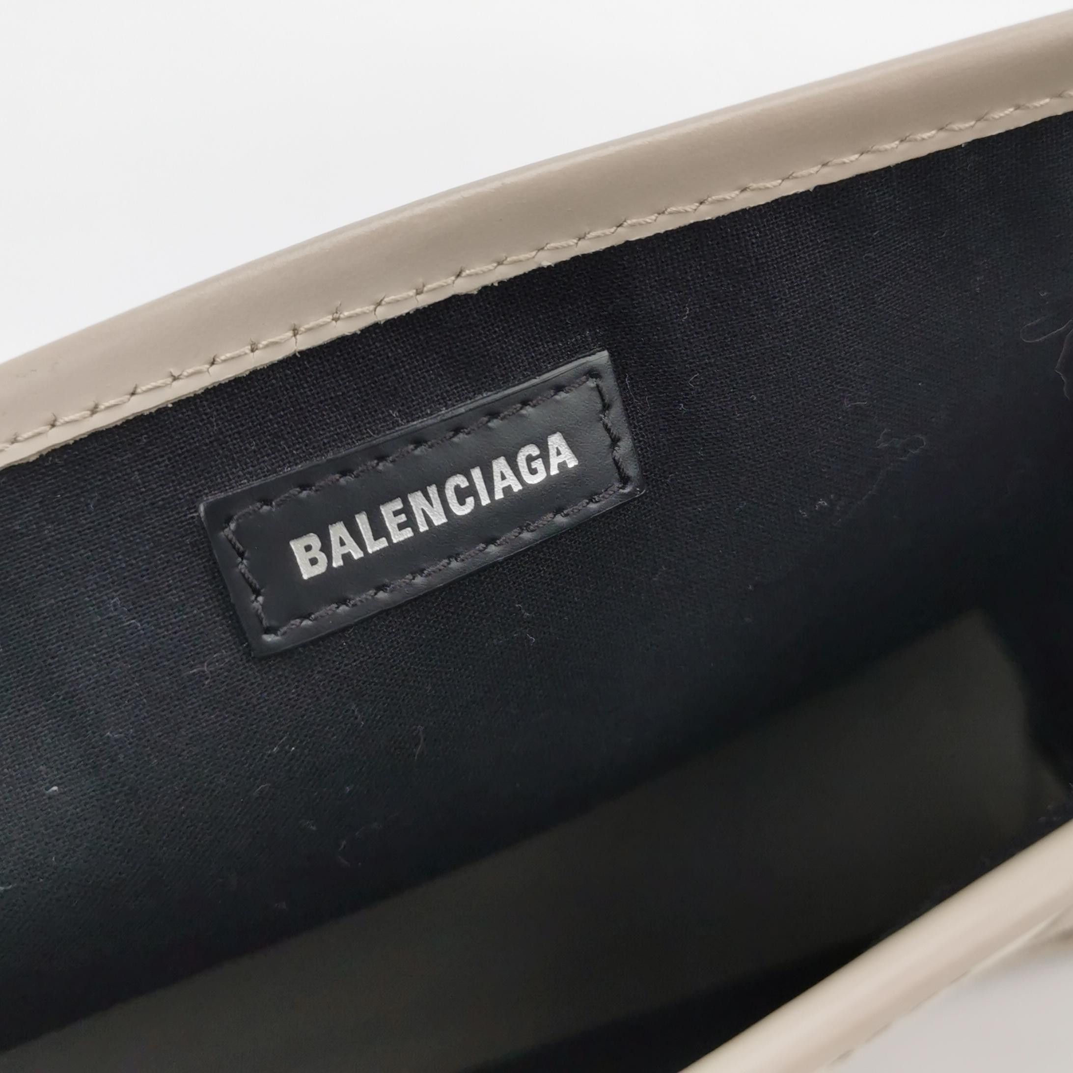 Balenciaga Balenciaga Women os Shoulder Bags Size ONE SIZE - 8 Thumbnail