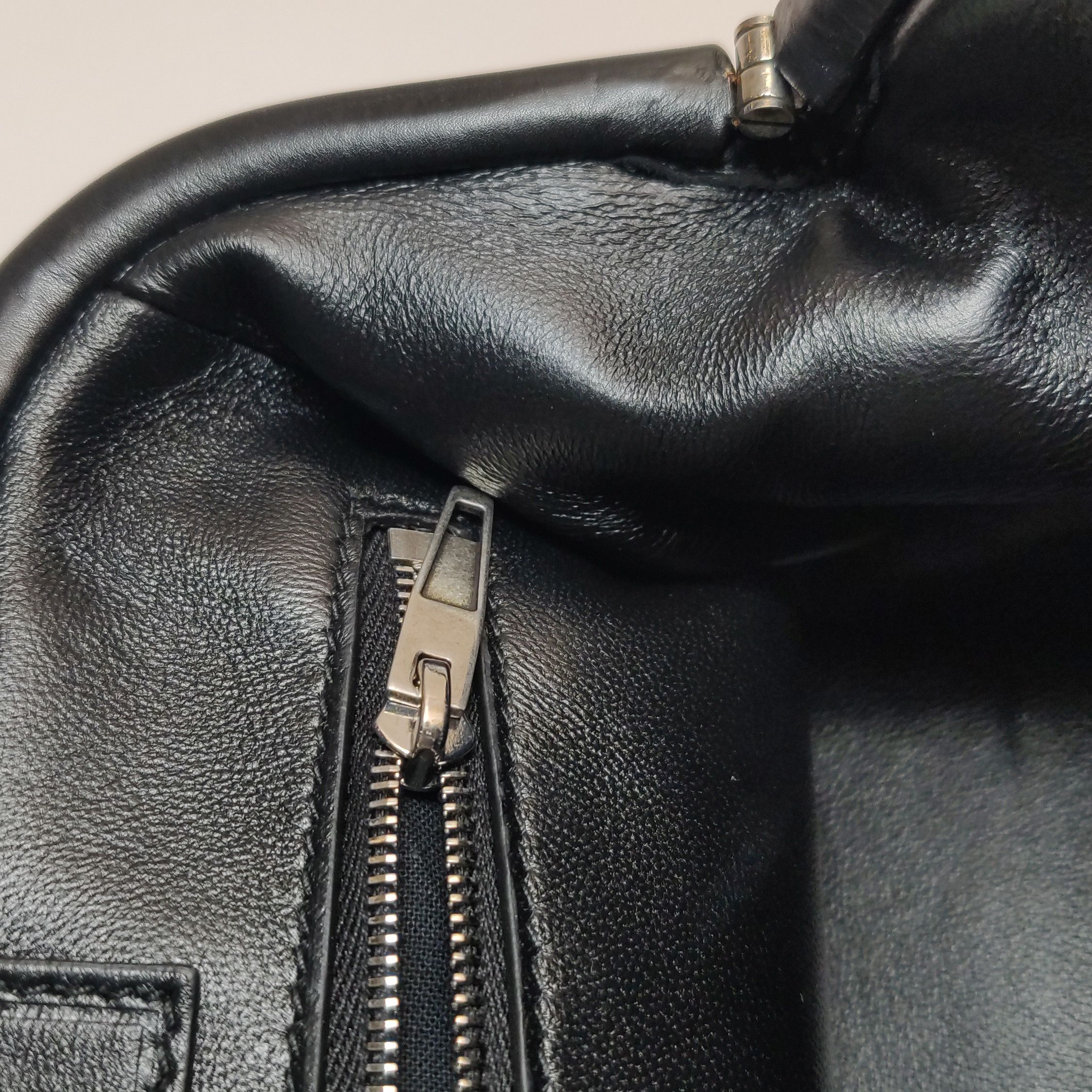 Balenciaga Balenciaga Women os Clutches Size ONE SIZE - 11 Thumbnail