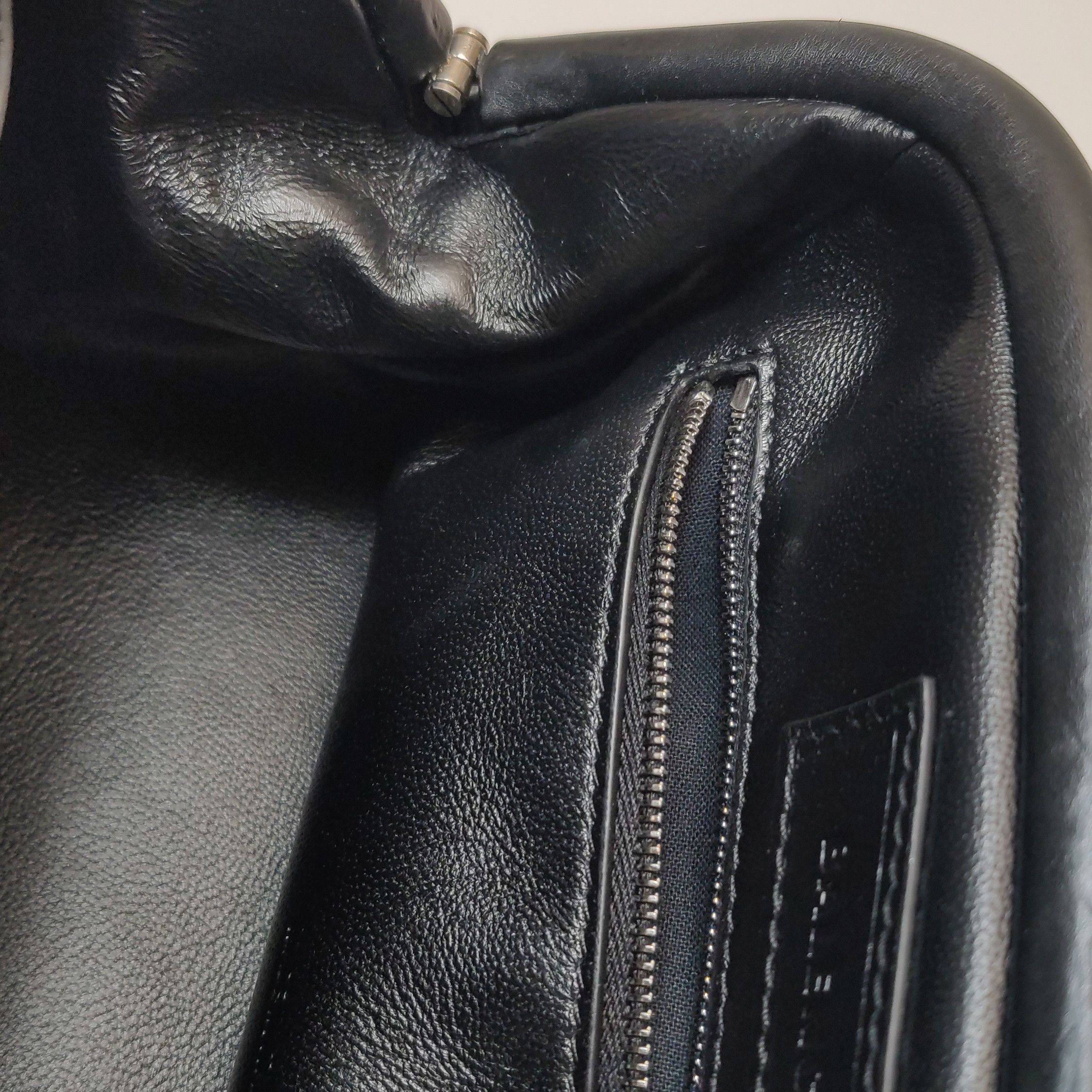Balenciaga Balenciaga Women os Clutches Size ONE SIZE - 9 Thumbnail