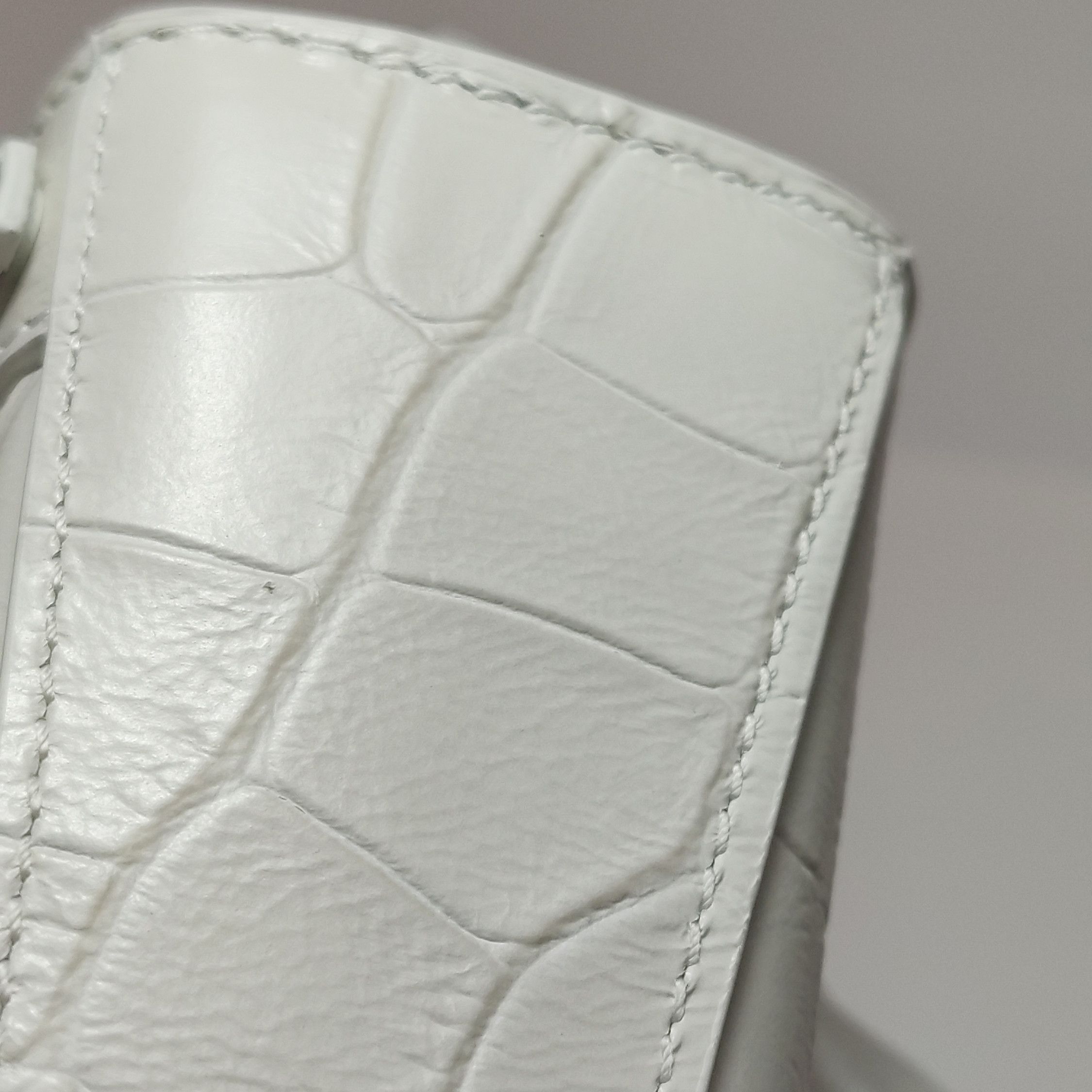 Balenciaga Balenciaga Women os Crossbody Bags Size ONE SIZE - 16 Thumbnail