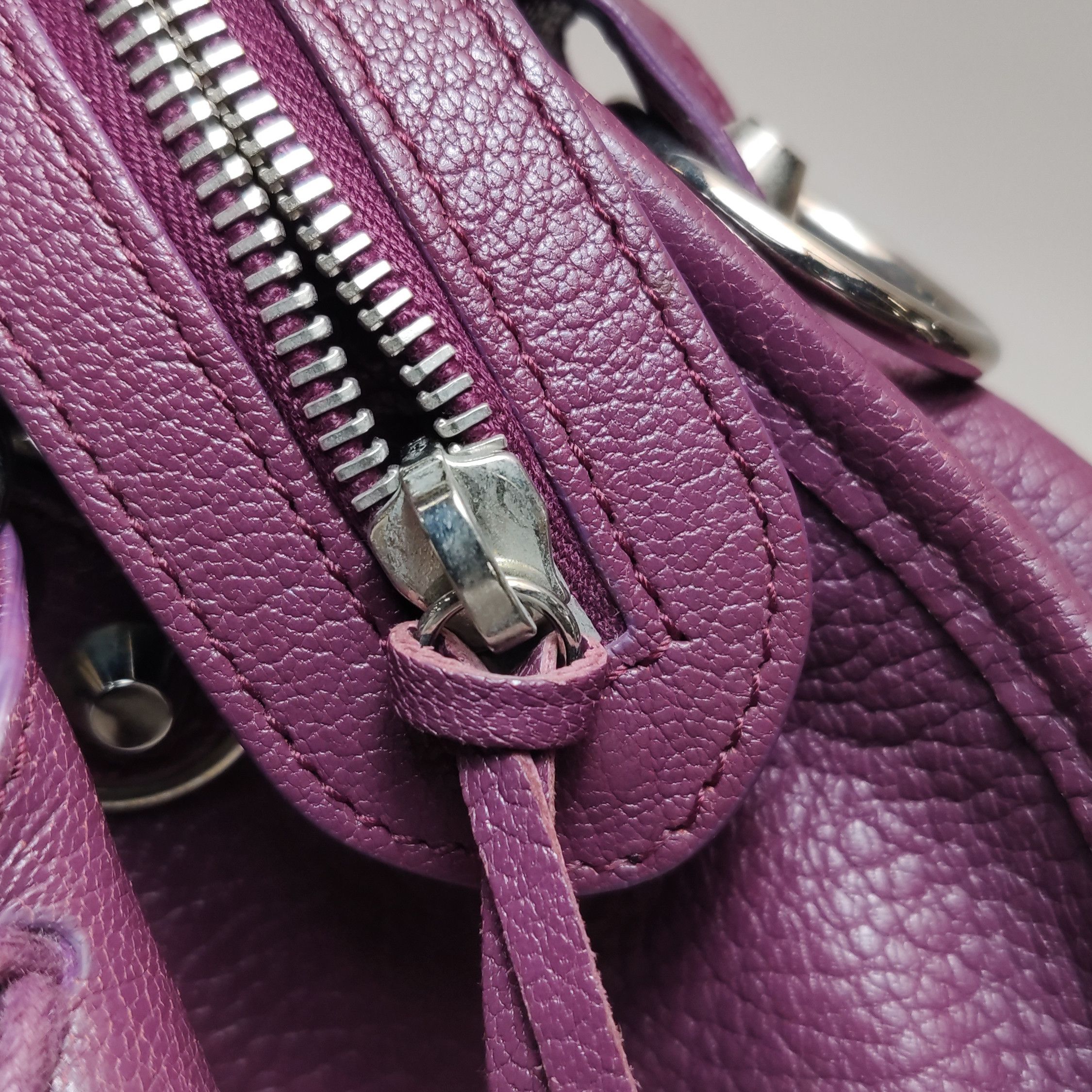 Balenciaga Balenciaga Women os Shoulder Bags Size ONE SIZE - 14 Thumbnail