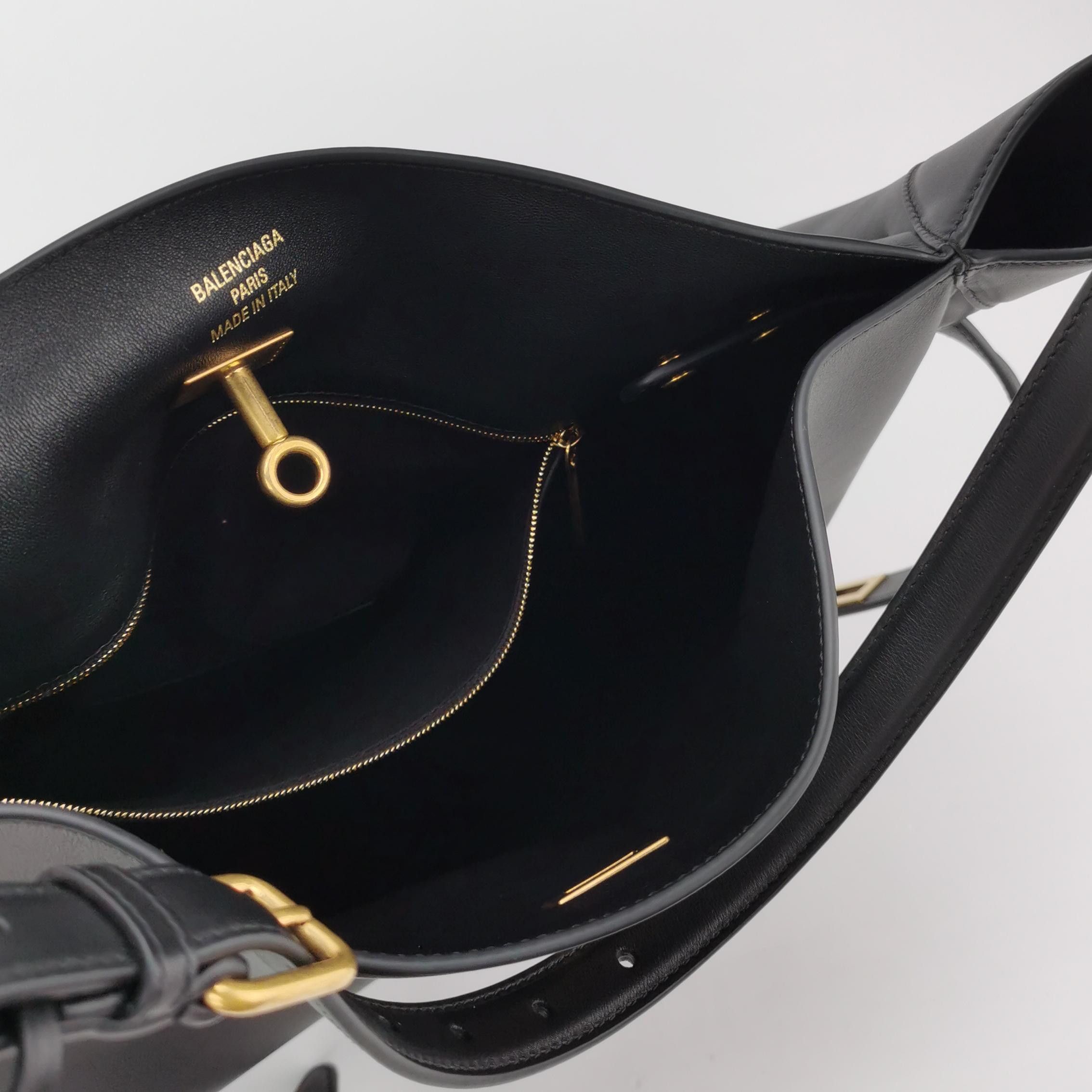 Balenciaga Balenciaga Women os Shoulder Bags Size ONE SIZE - 7 Thumbnail