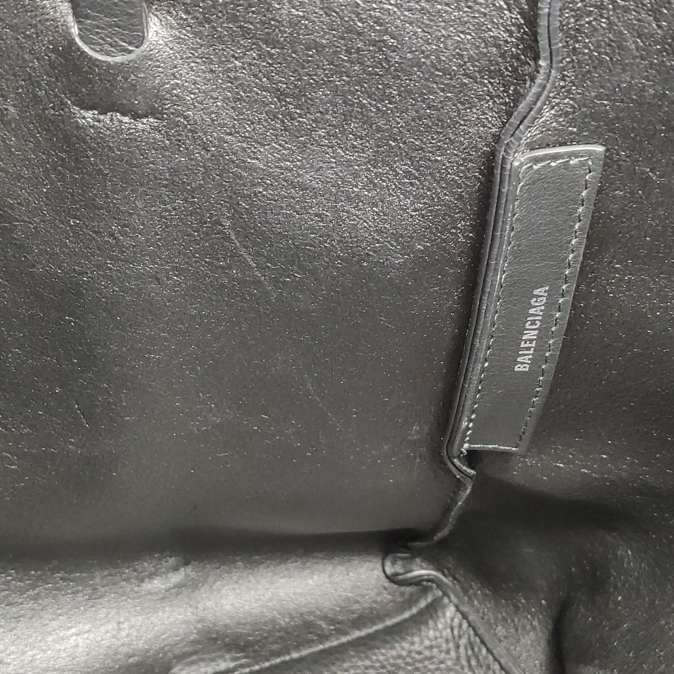 Balenciaga Balenciaga Women os Shoulder Bags Size ONE SIZE - 11 Thumbnail