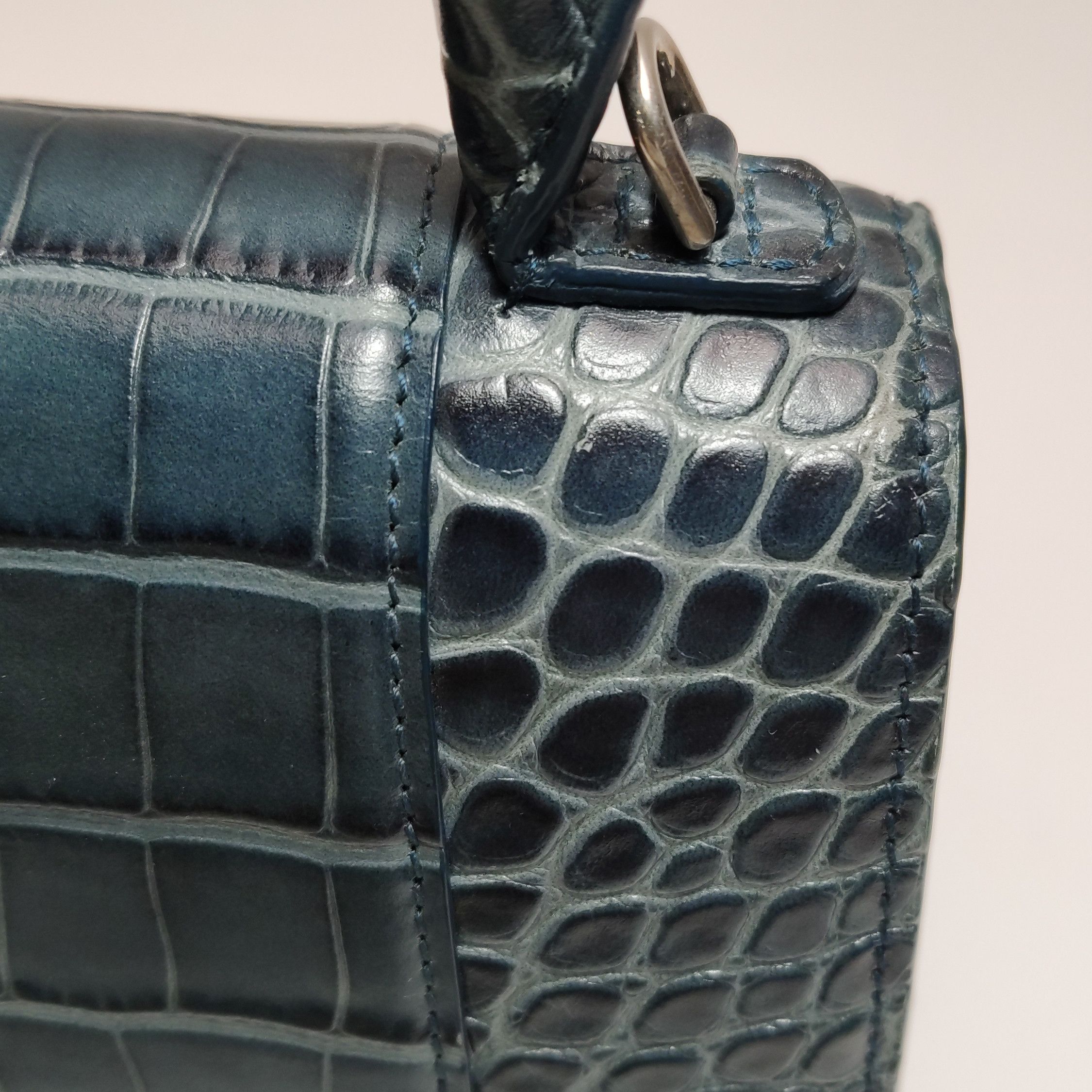 Balenciaga Balenciaga Women os Shoulder Bags Size ONE SIZE - 21 Thumbnail
