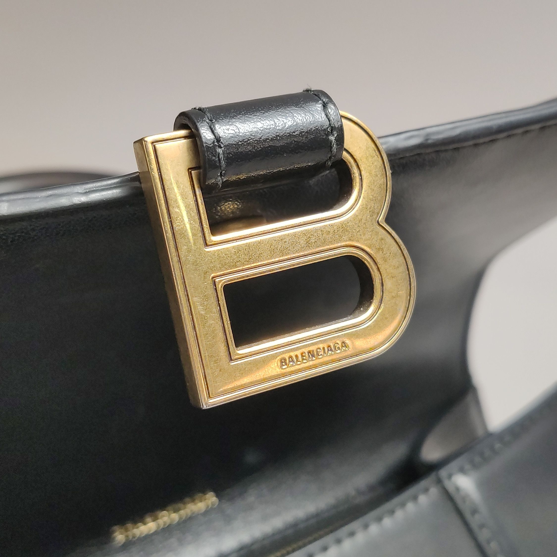 Balenciaga Balenciaga Women os Shoulder Bags Size ONE SIZE - 12 Thumbnail