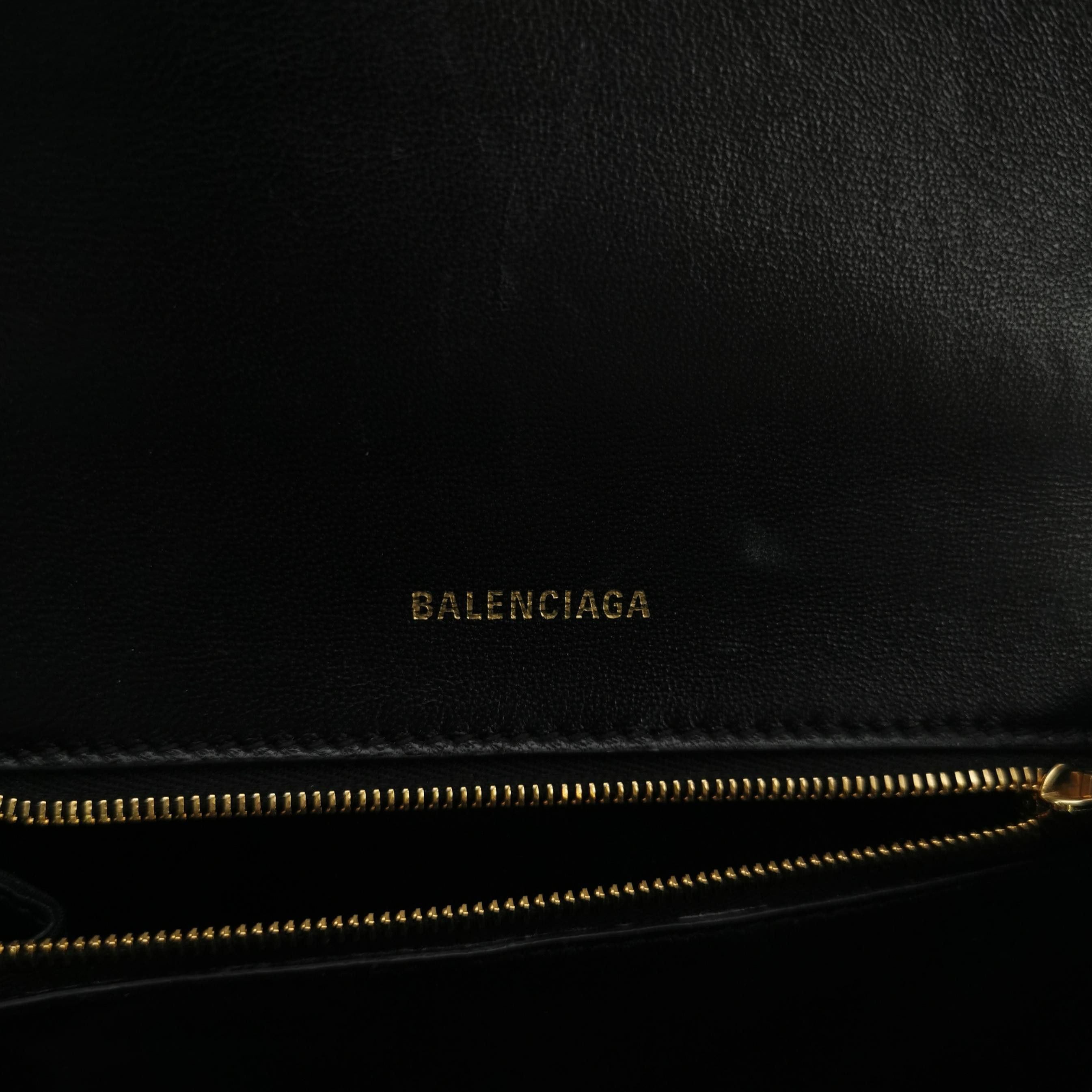 Balenciaga Balenciaga Women os Shoulder Bags Size ONE SIZE - 8 Thumbnail