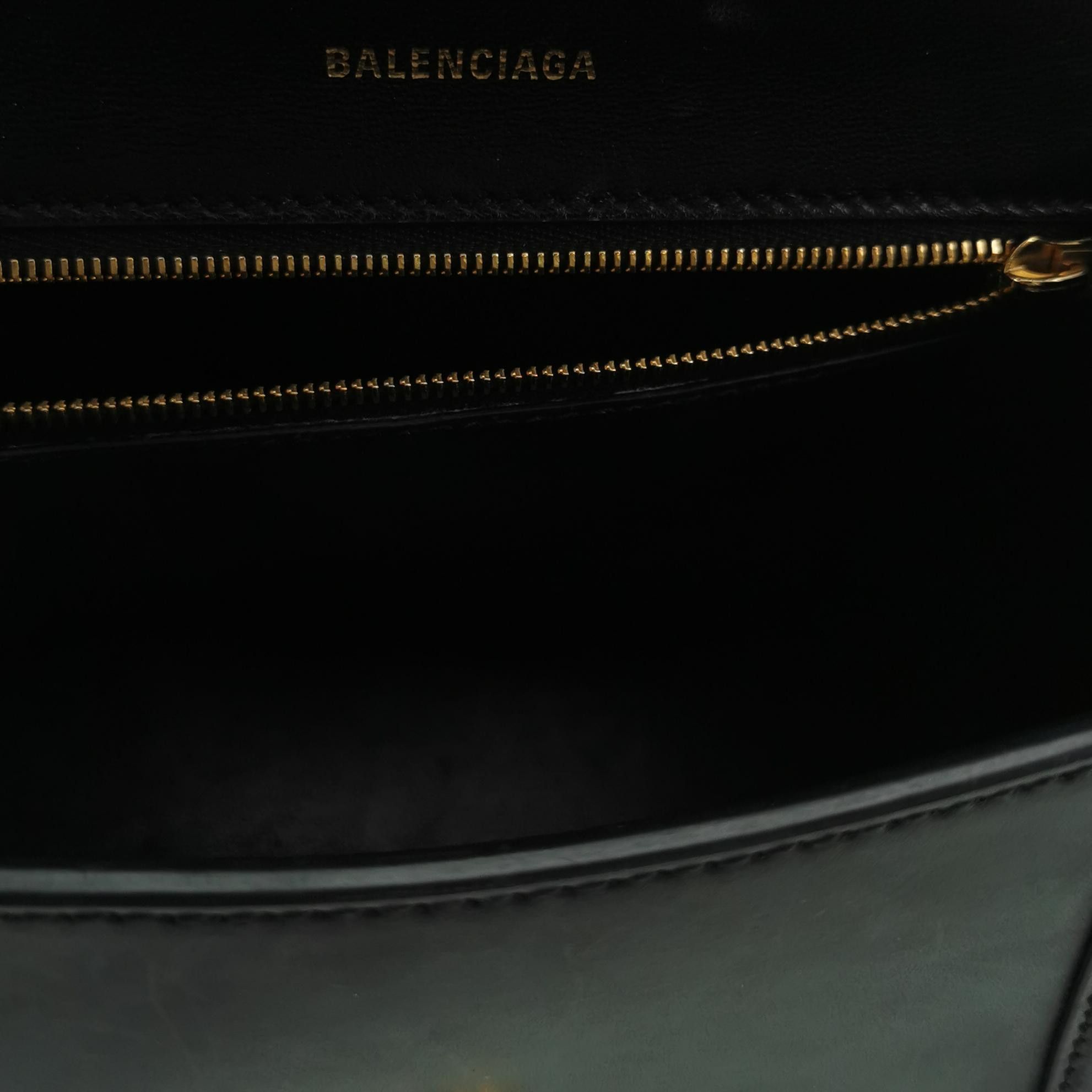 Balenciaga Balenciaga Women os Shoulder Bags Size ONE SIZE - 7 Thumbnail