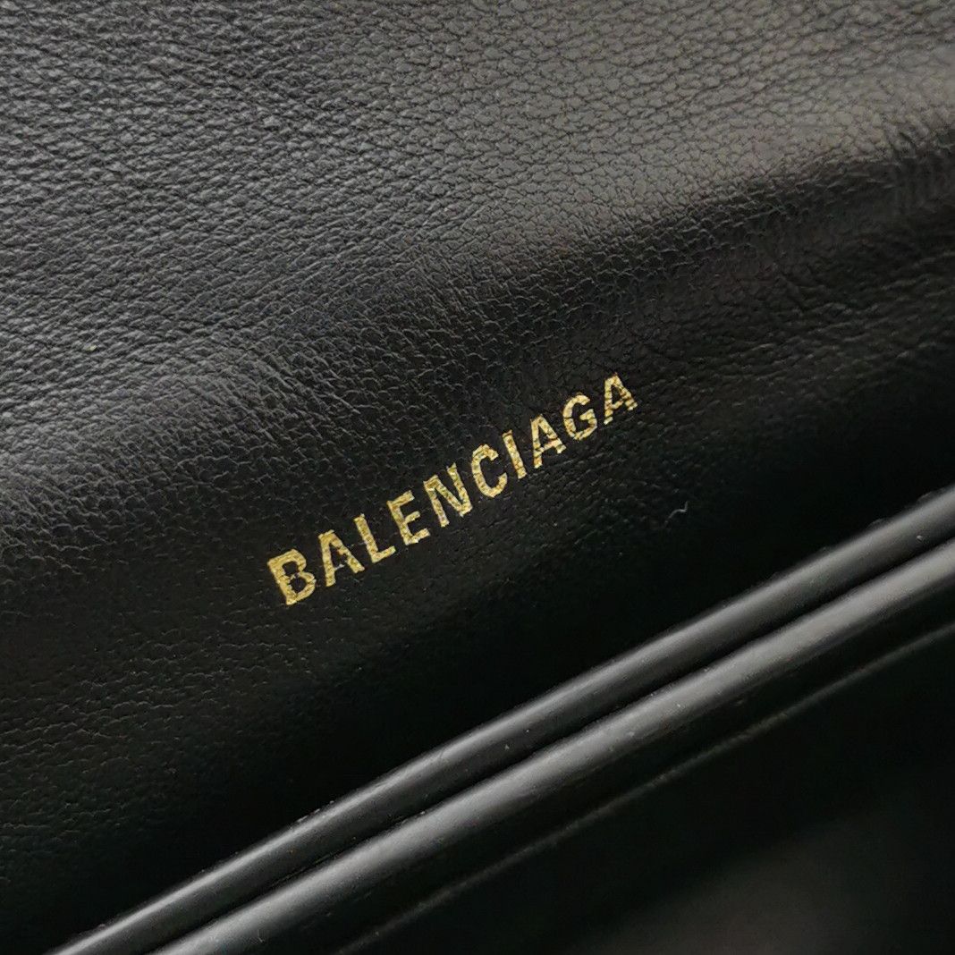 Balenciaga Balenciaga Women os Shoulder Bags Size ONE SIZE - 8 Thumbnail