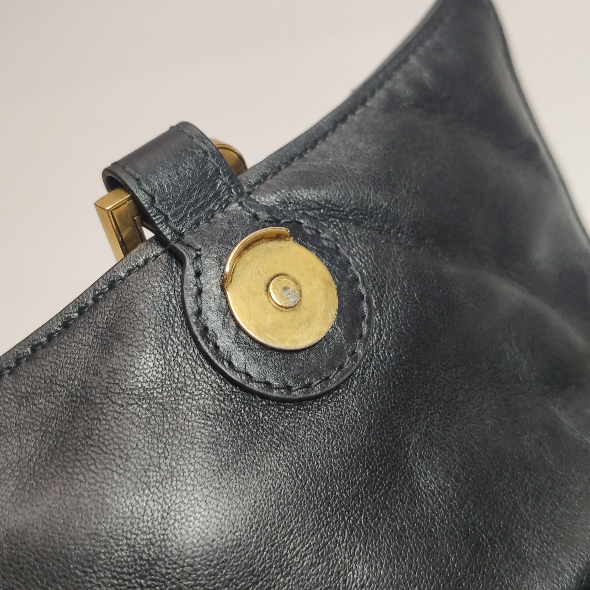 Balenciaga Balenciaga Women os Shoulder Bags Size ONE SIZE - 15 Thumbnail