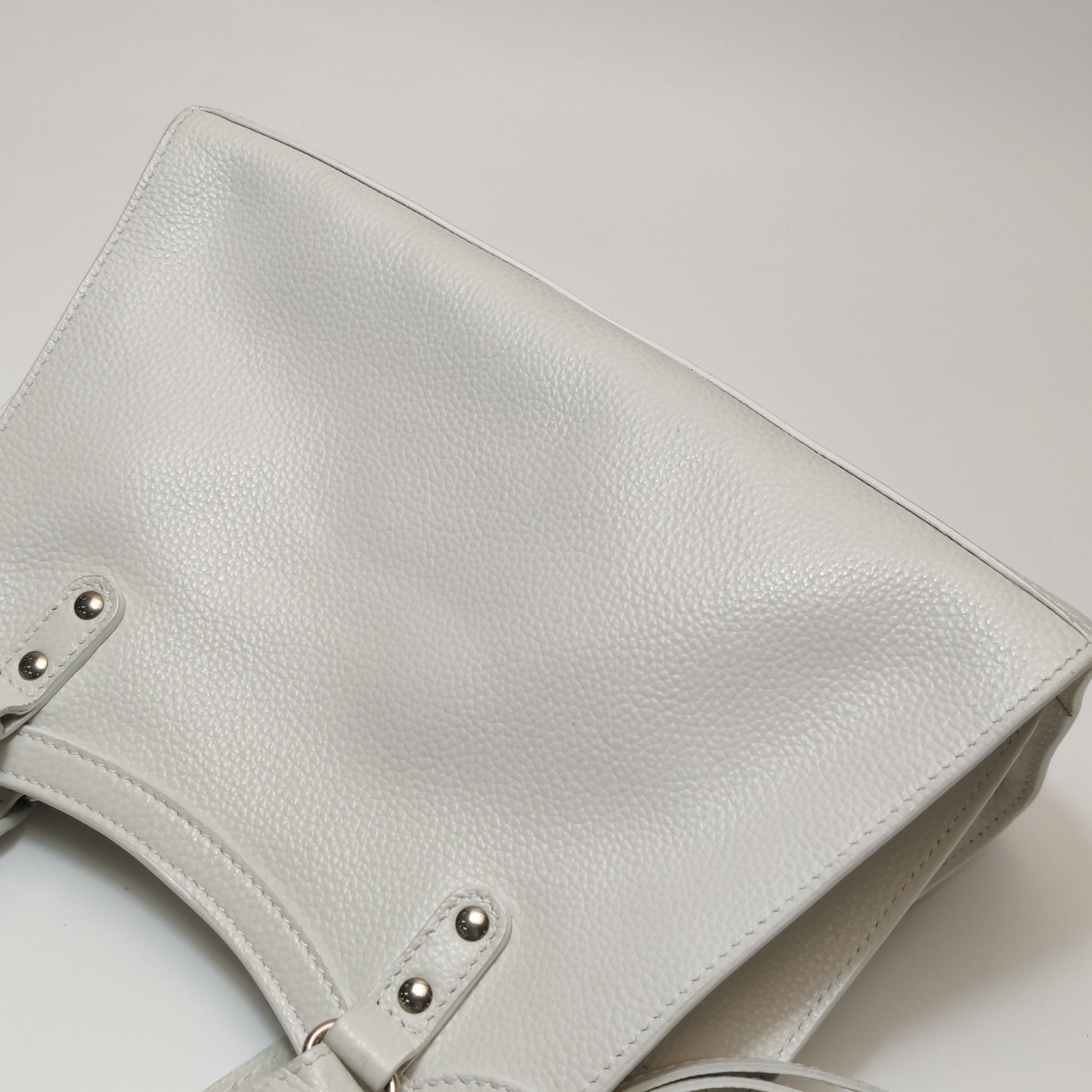 Balenciaga Balenciaga Women os Shoulder Bags Size ONE SIZE - 22 Thumbnail