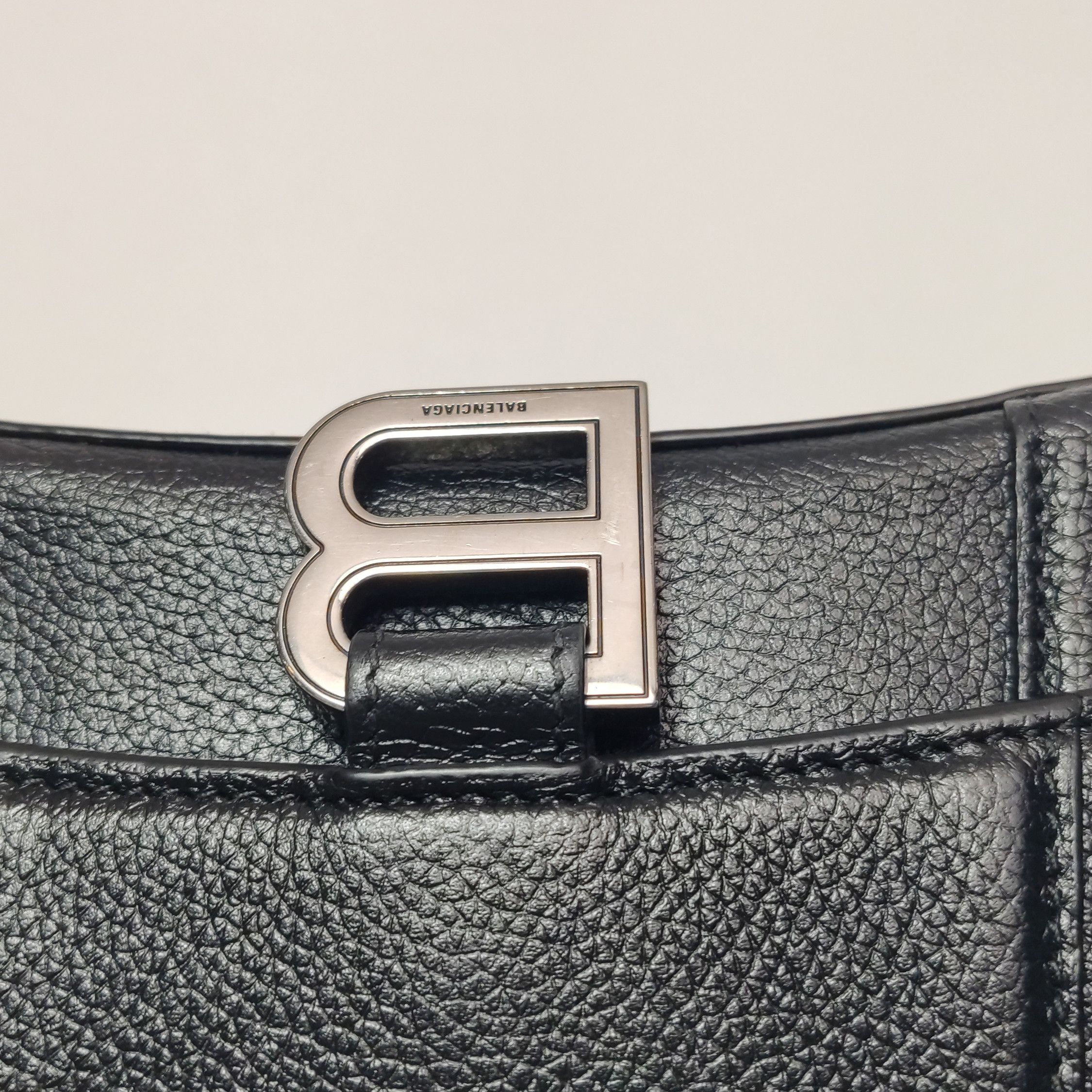 Balenciaga Balenciaga Women os Shoulder Bags Size ONE SIZE - 14 Thumbnail