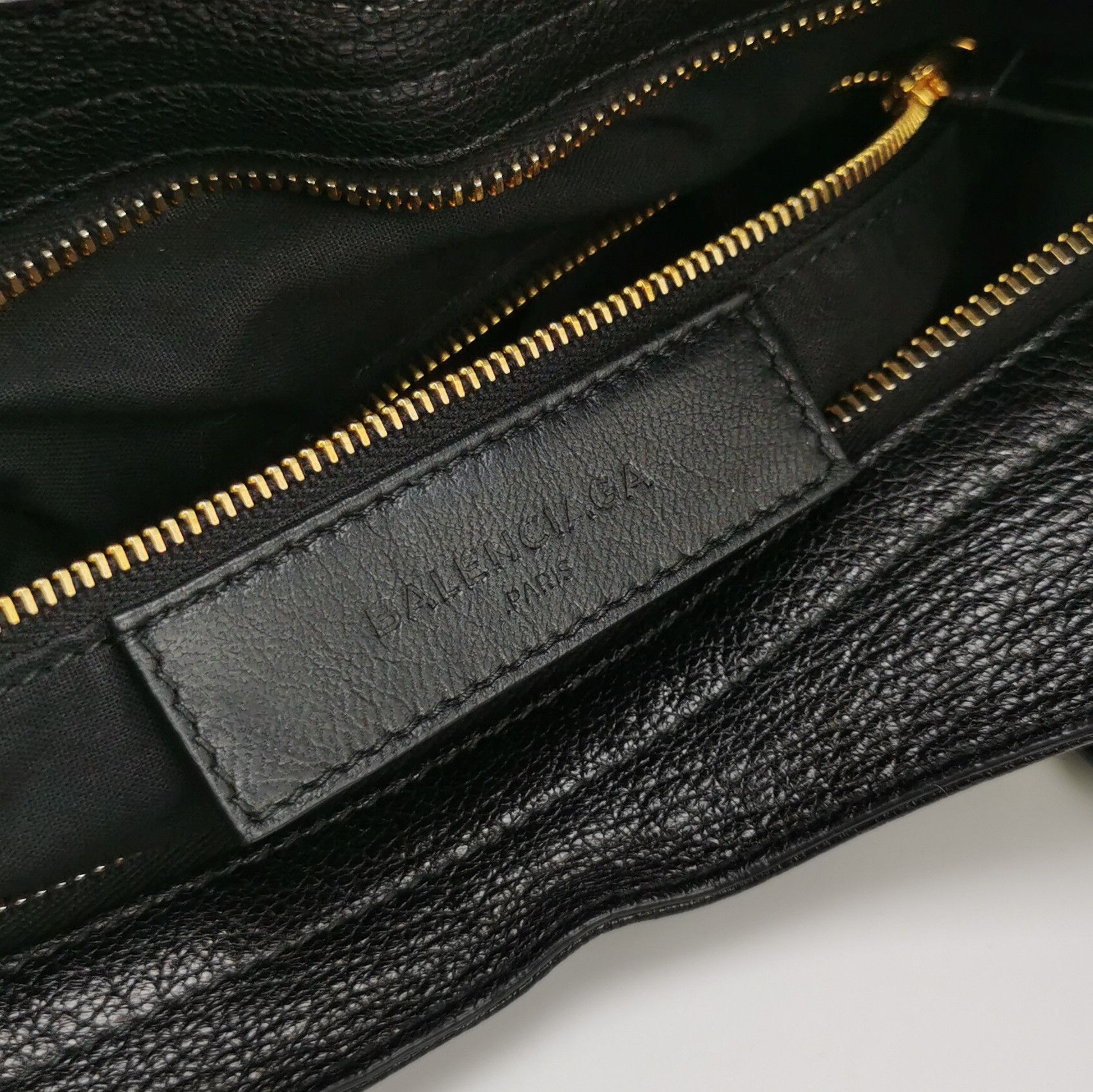 Balenciaga Balenciaga Women os Shoulder Bags Size ONE SIZE - 8 Thumbnail