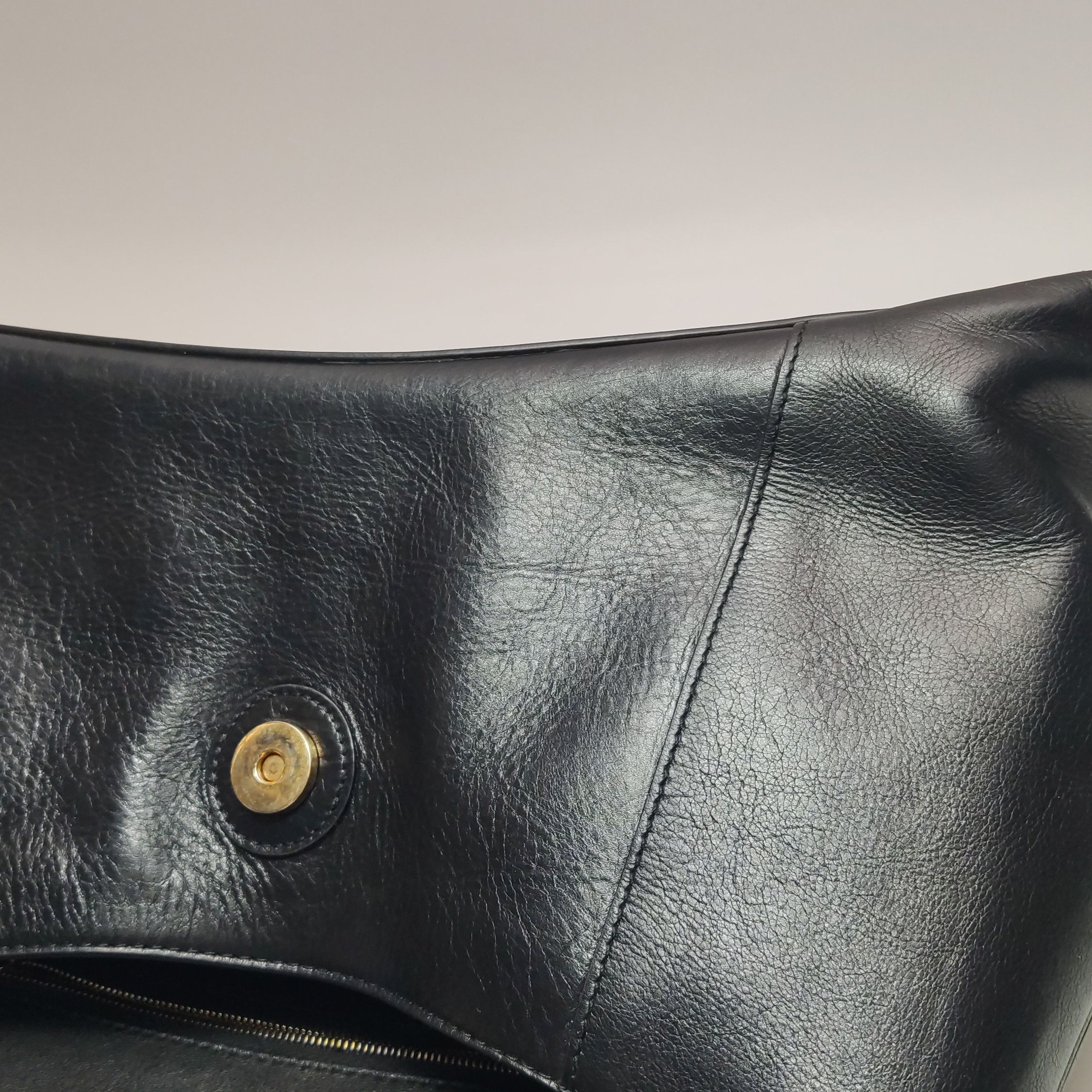 Balenciaga Balenciaga Women os Shoulder Bags Size ONE SIZE - 24 Thumbnail