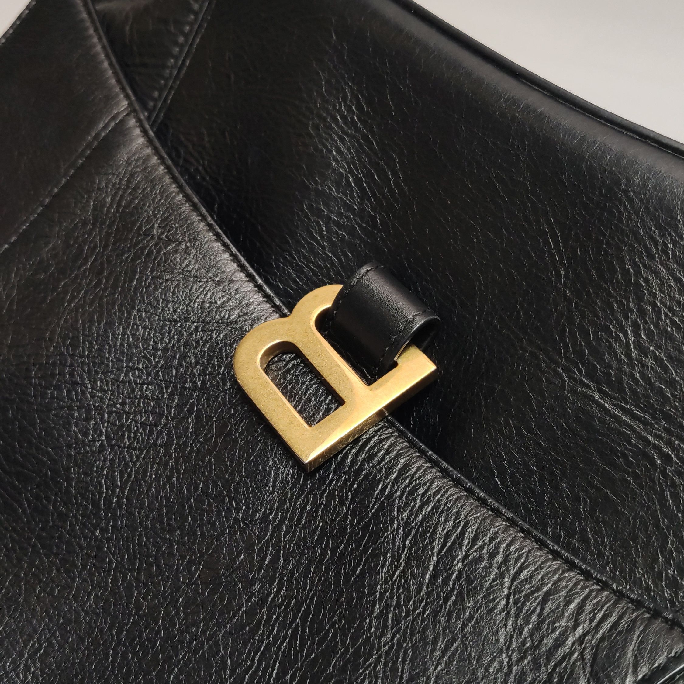 Balenciaga Balenciaga Women os Shoulder Bags Size ONE SIZE - 15 Thumbnail