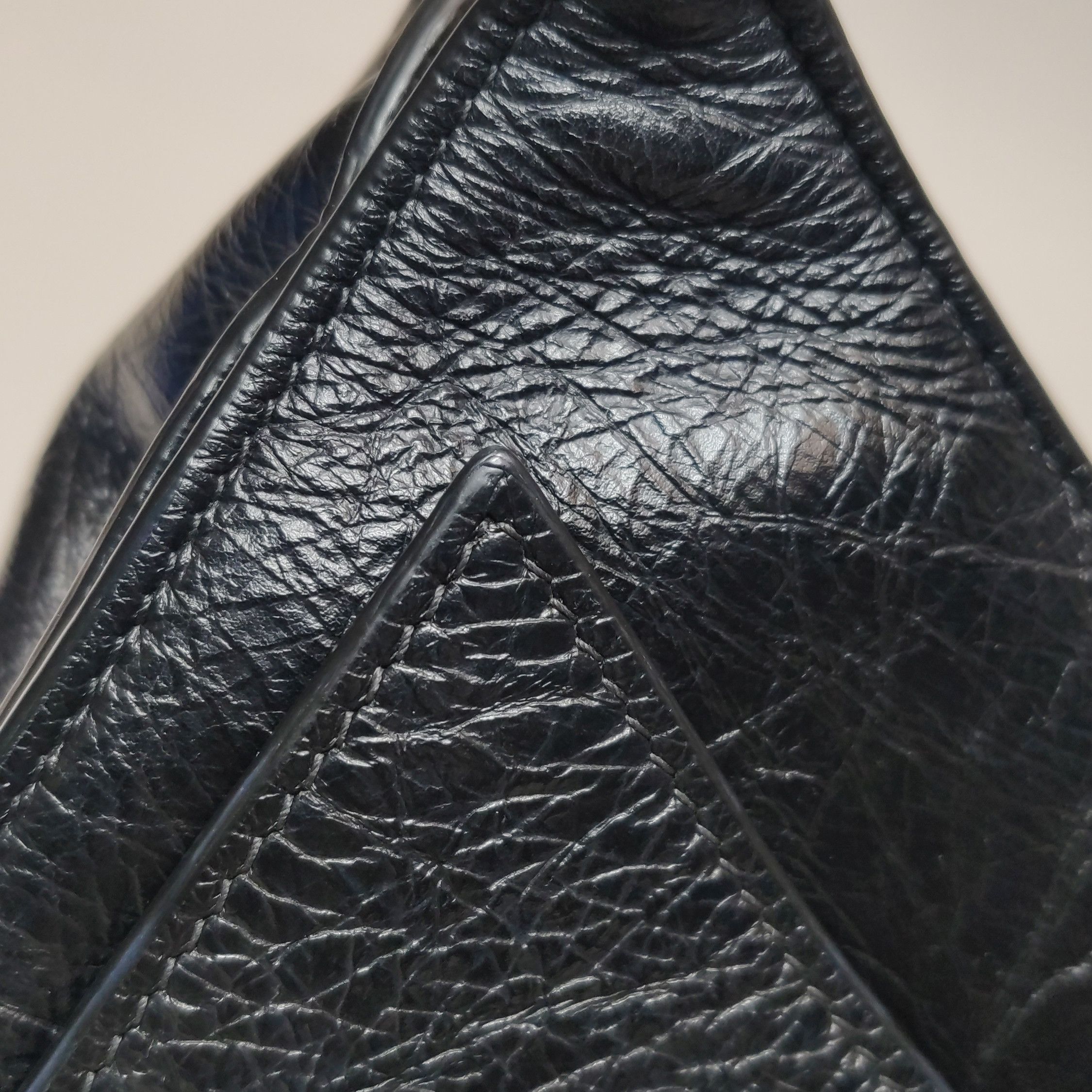 Balenciaga Balenciaga Women os Shoulder Bags Size ONE SIZE - 17 Thumbnail
