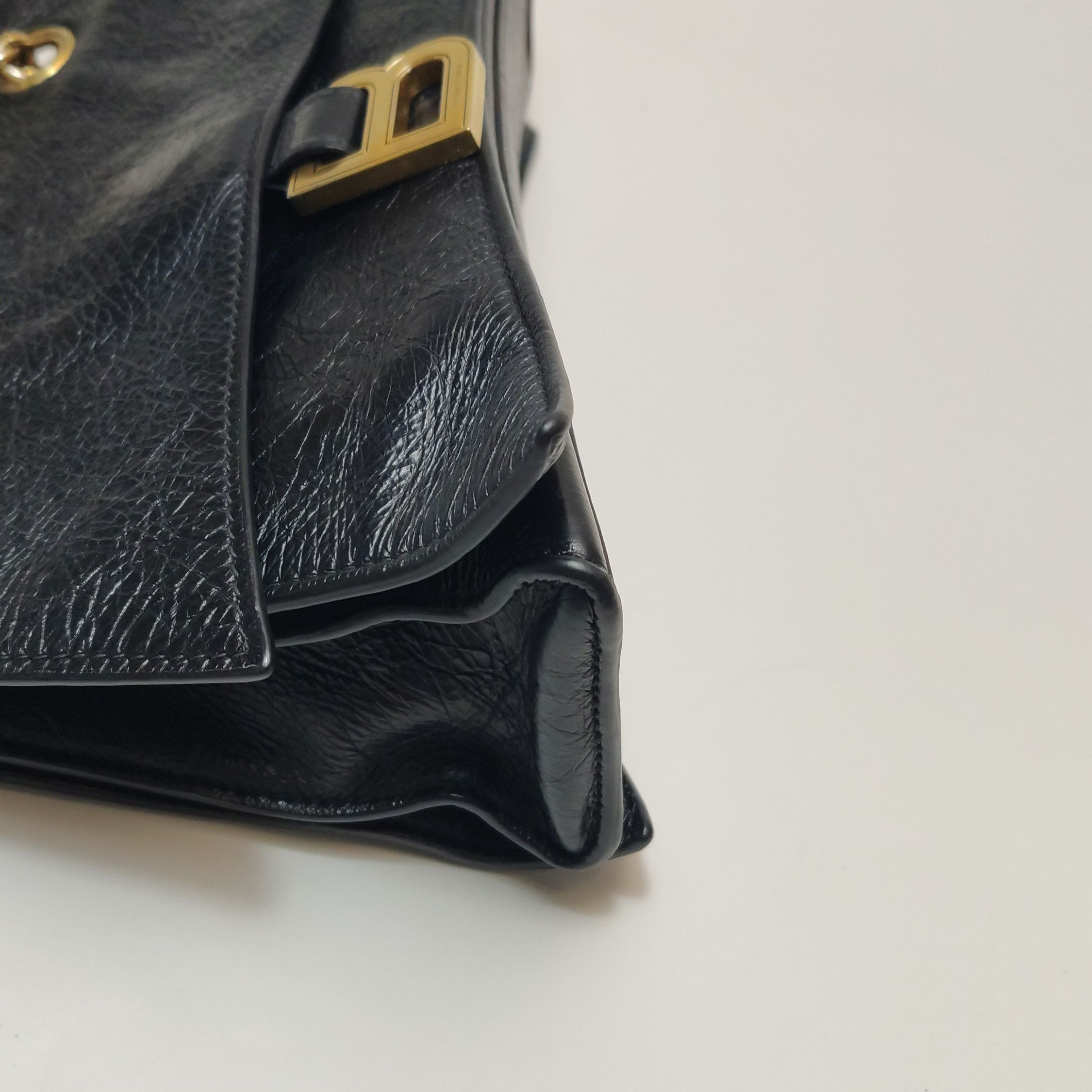 Balenciaga Balenciaga Women os Shoulder Bags Size ONE SIZE - 23 Thumbnail