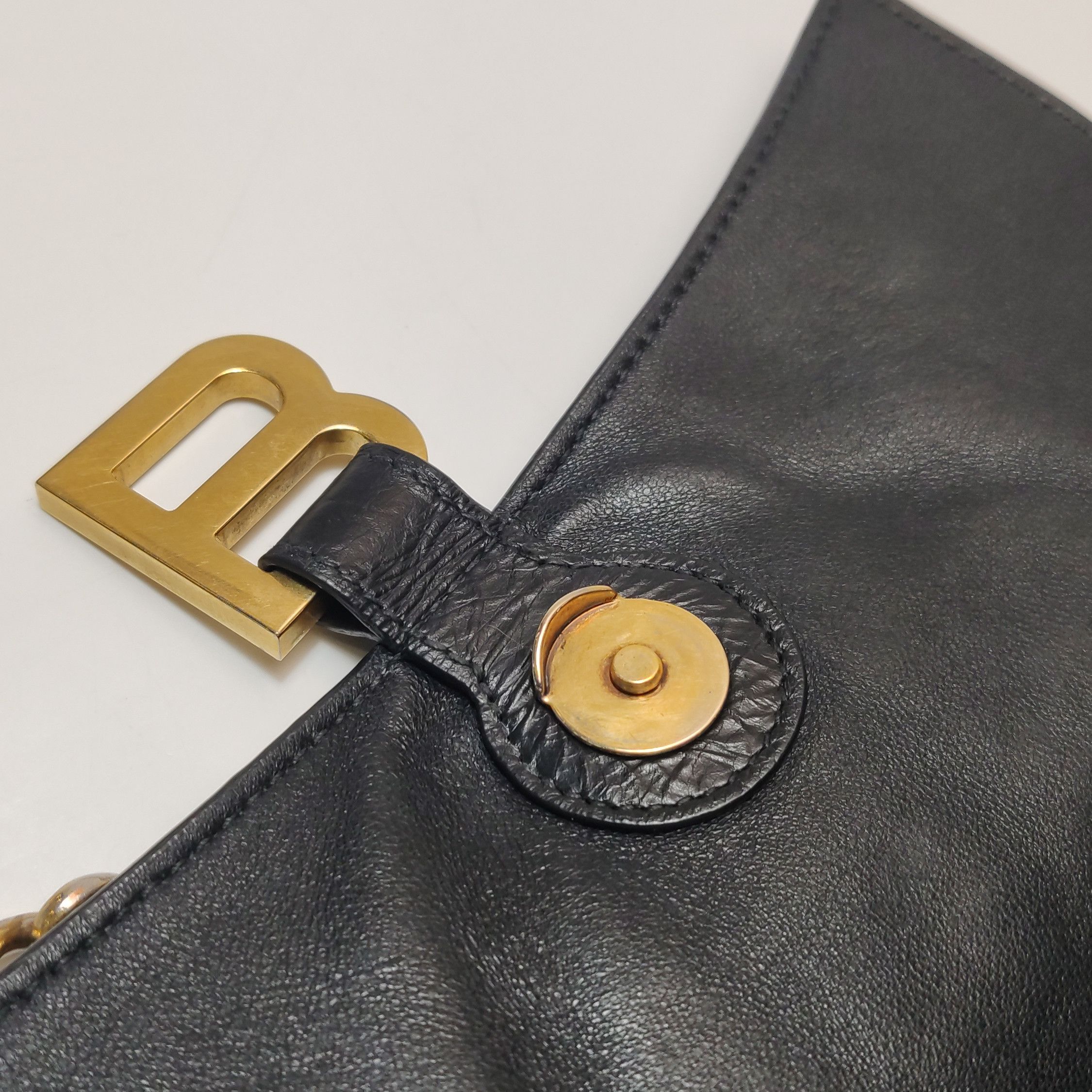Balenciaga Balenciaga Women os Shoulder Bags Size ONE SIZE - 13 Thumbnail