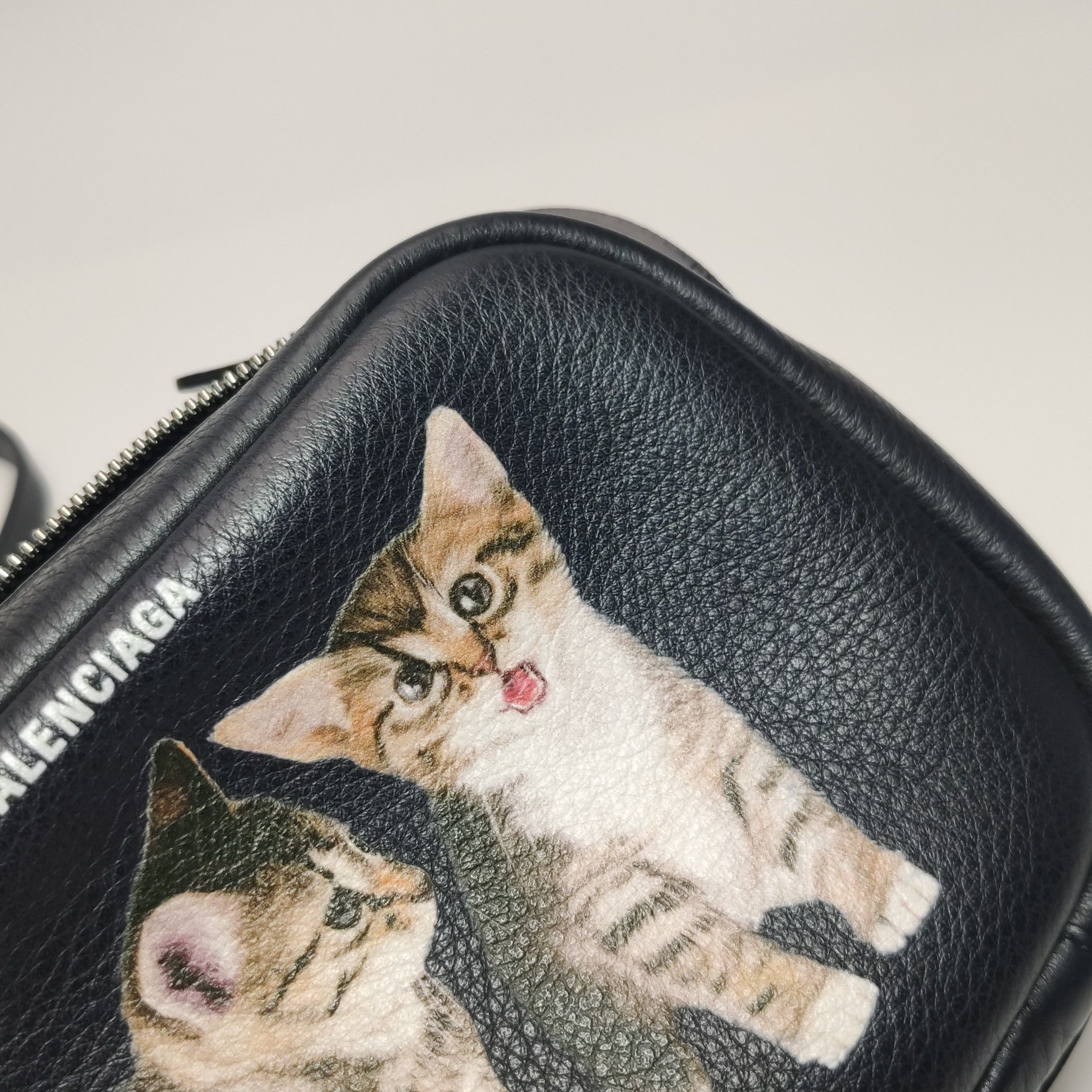 Balenciaga Balenciaga Women os Shoulder Bags Size ONE SIZE - 18 Thumbnail