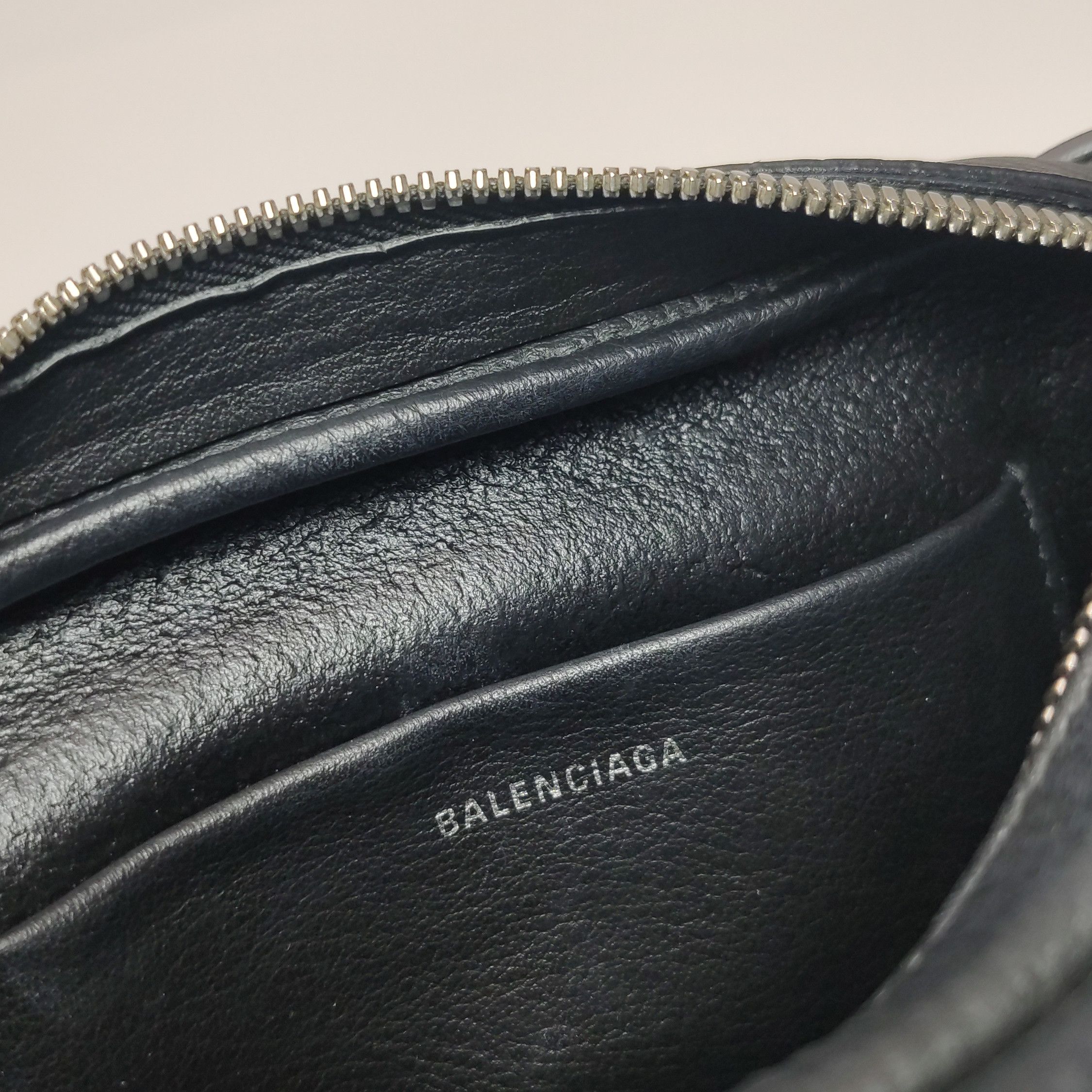 Balenciaga Balenciaga Women os Shoulder Bags Size ONE SIZE - 9 Thumbnail