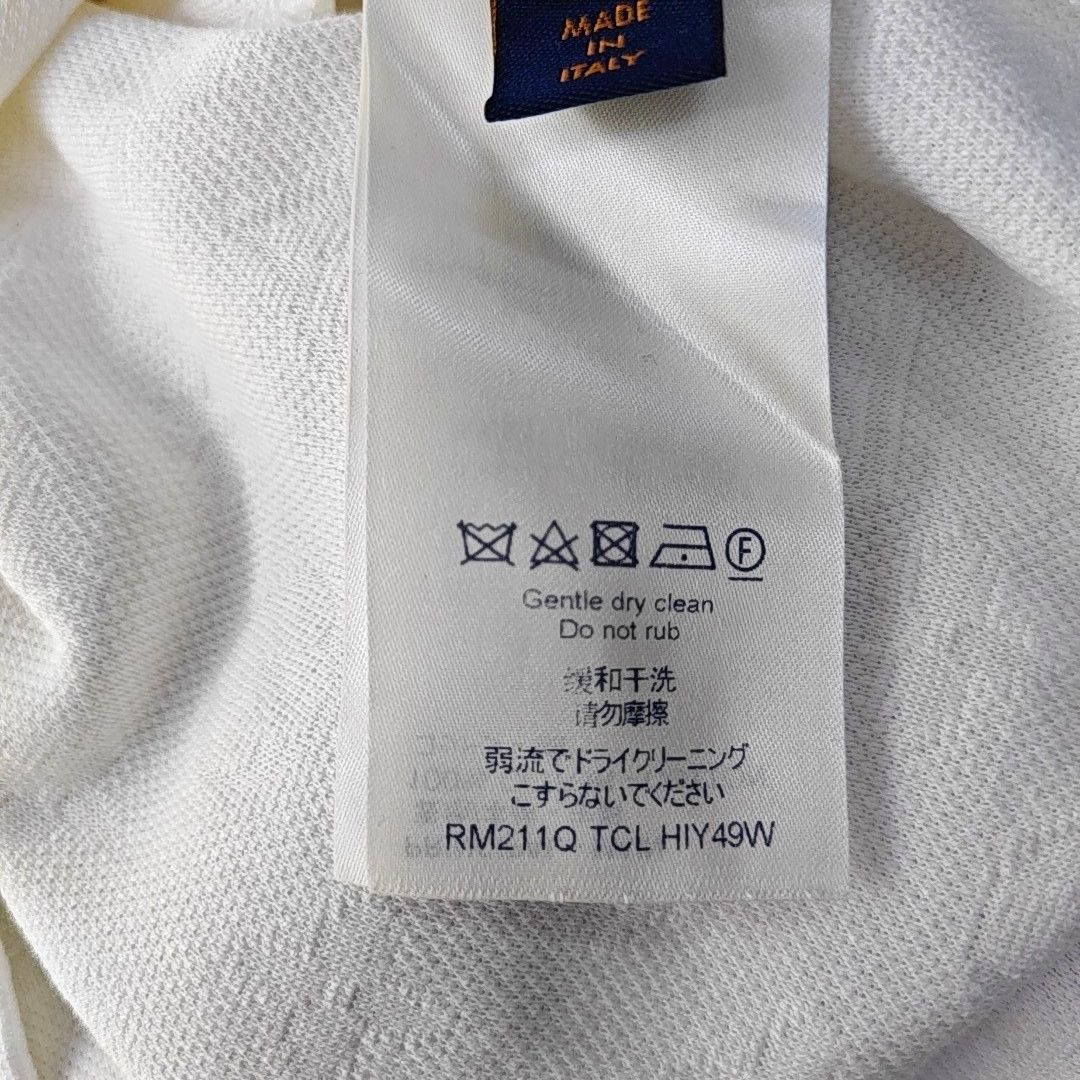 Louis Vuitton Louis Vuitton Embossed Monogram Pocket T-Shirt Size M Size US M / EU 48-50 / 2 - 4 Thumbnail