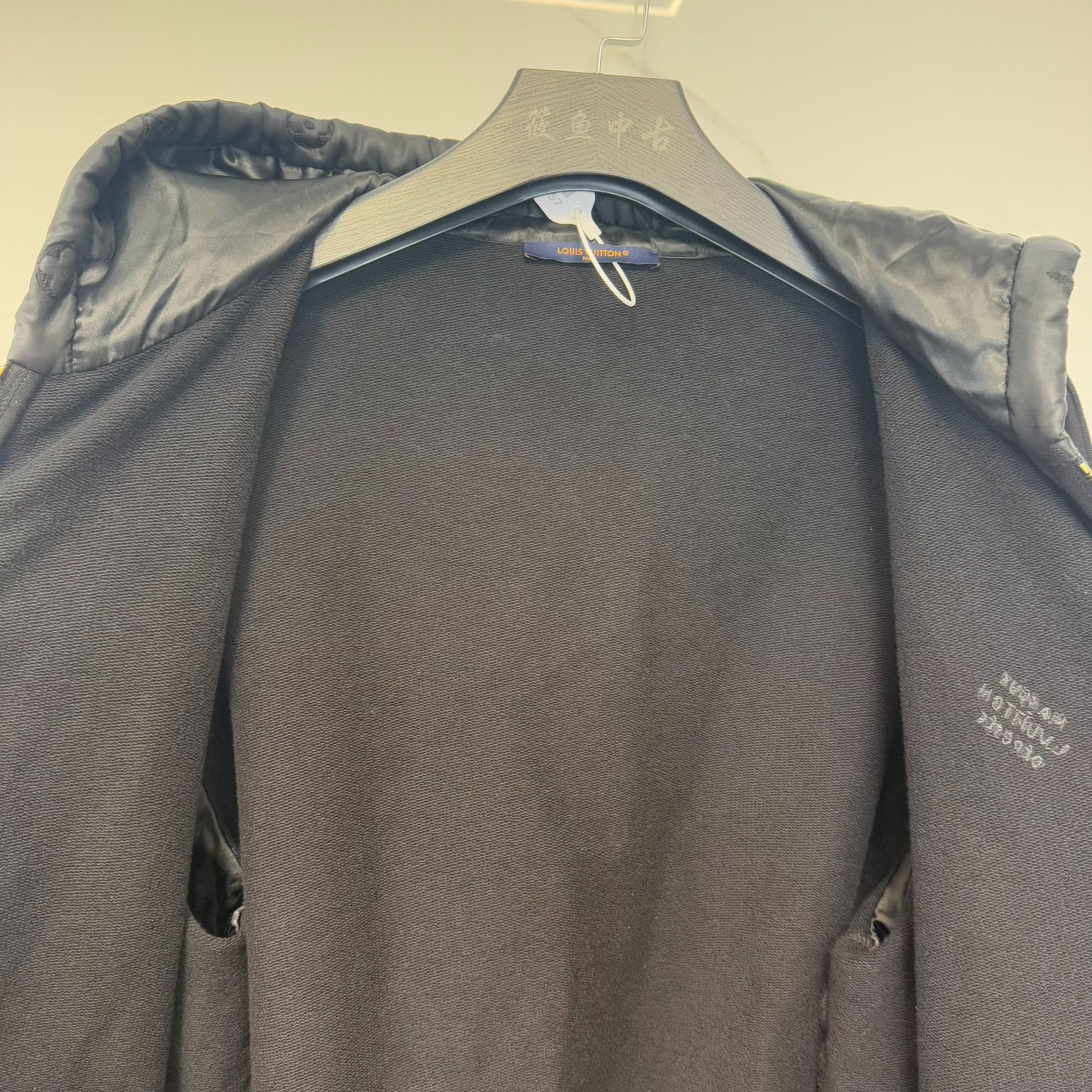 Louis Vuitton Louis Vuitton Pharrell Williams Zip Jacket Size XL Size US XL / EU 56 / 4 - 5 Thumbnail